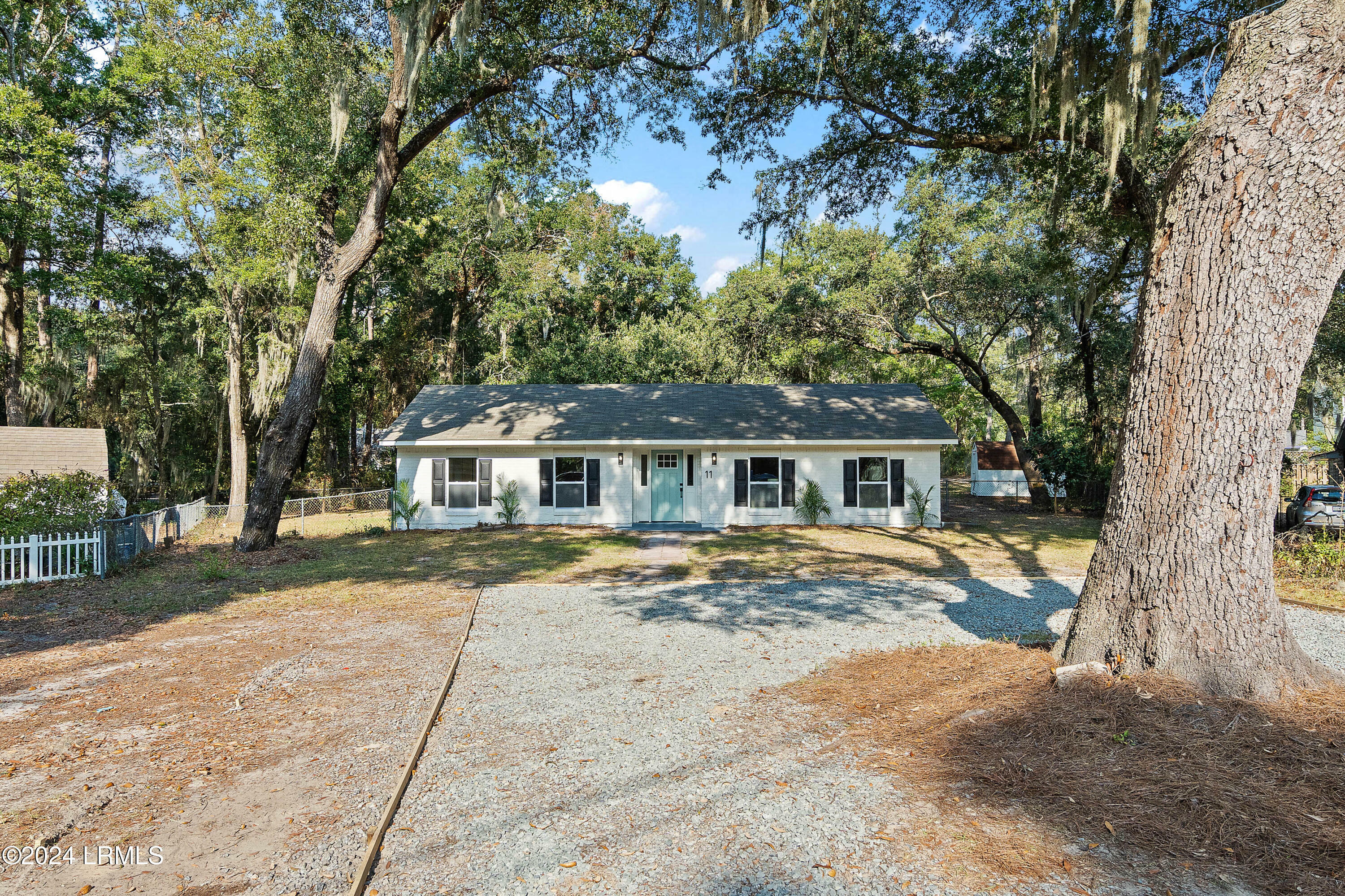 Property Photo:  11 Oakwood Drive  SC 29907 