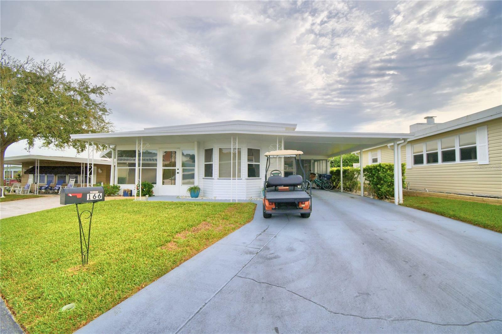 Property Photo:  166 Holiday Lane  FL 33823 