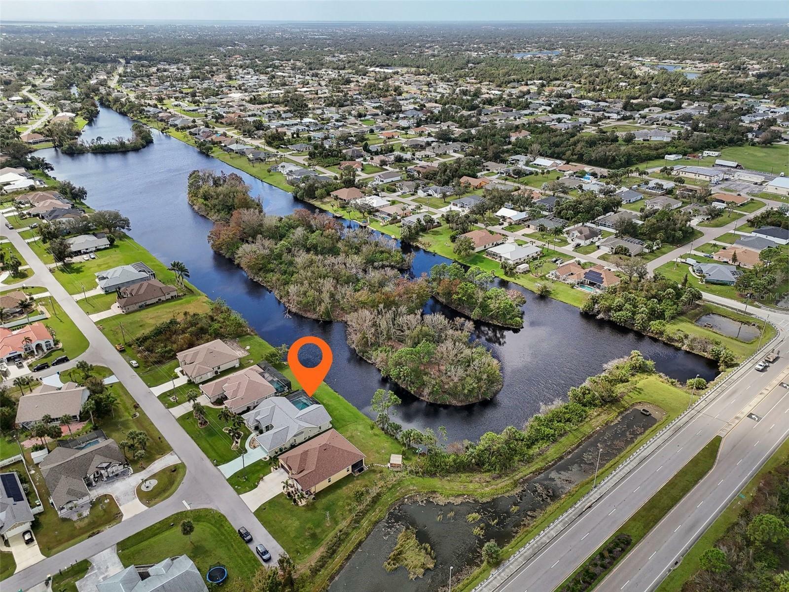 Property Photo:  41 Robina Street  FL 33954 