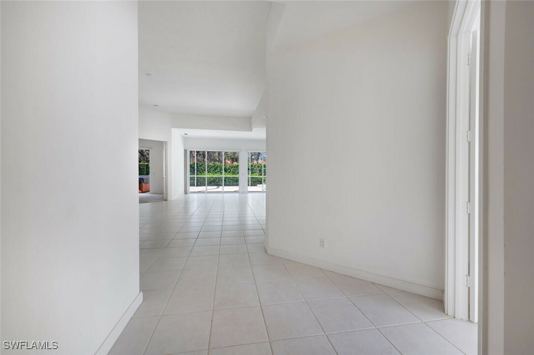 Property Photo:  2729 Island Pond Lane  FL 34119 