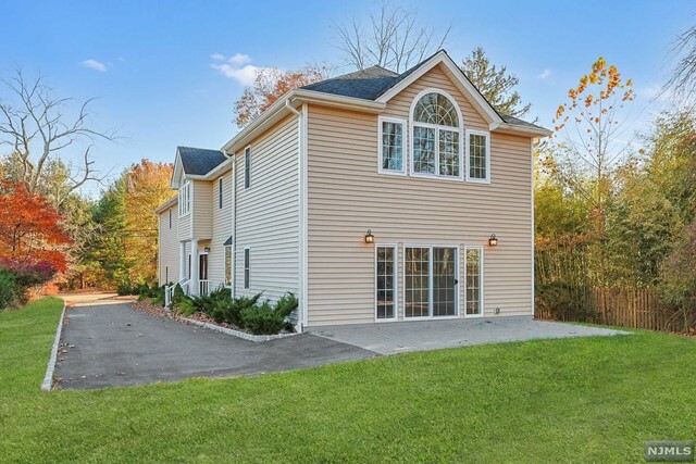 Property Photo:  48 Old Tappan Road  NJ 07675 