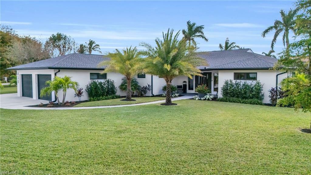 Property Photo: 438 Keenan Ave FL 33919
