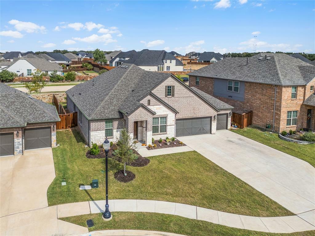 Property Photo:  10607 Smoky Oak Trail  TX 76226 