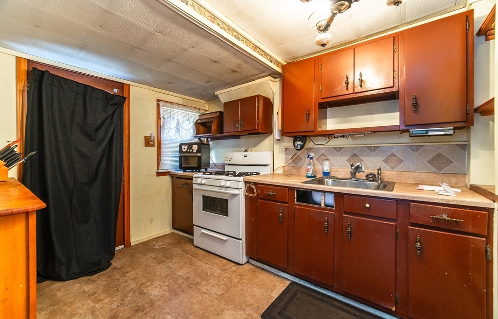 Property Photo:  19 Rogers Ave  MA 01151 