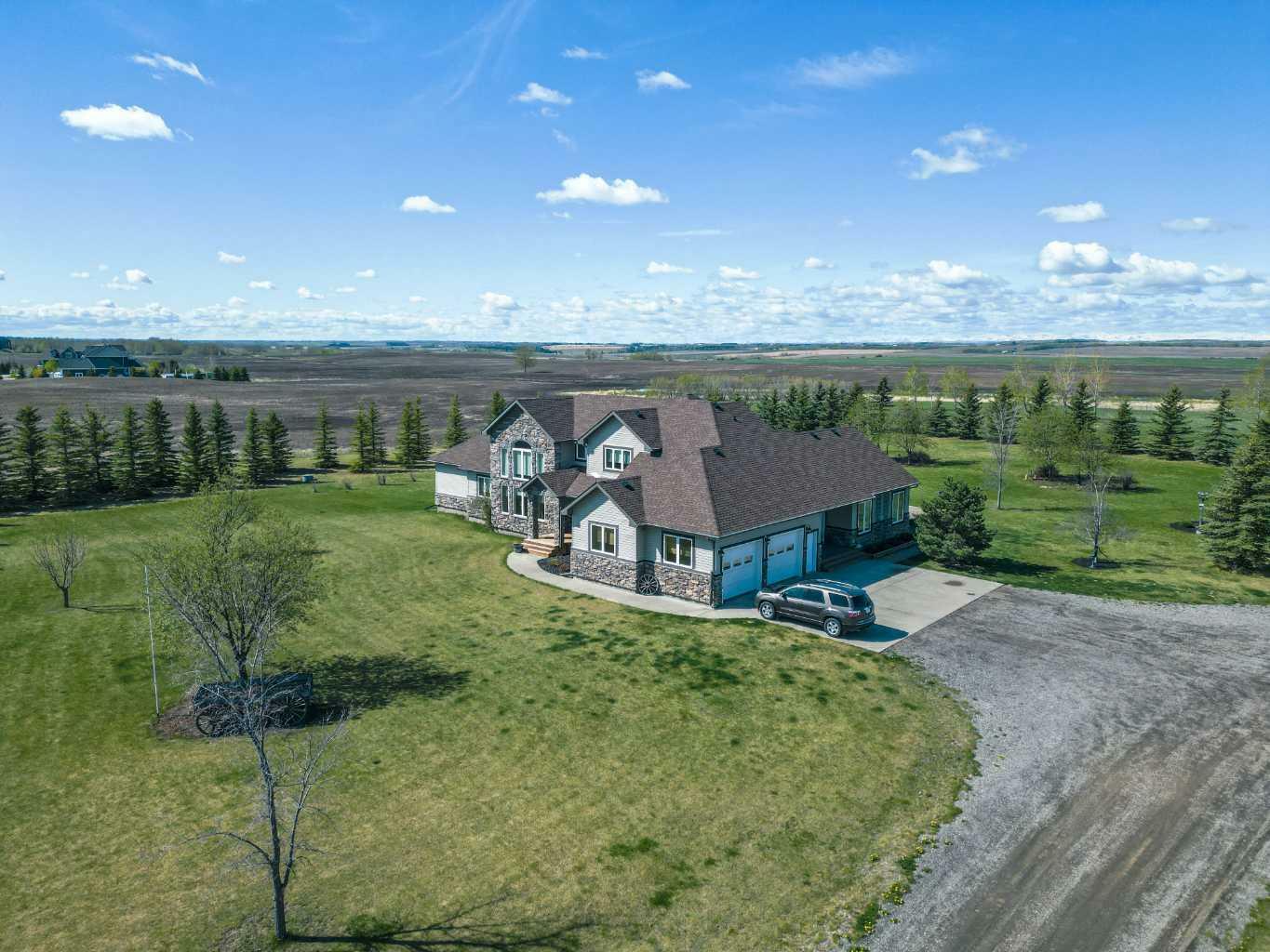 Property Photo: 33550 Range Road 23 AB T4H 1P4