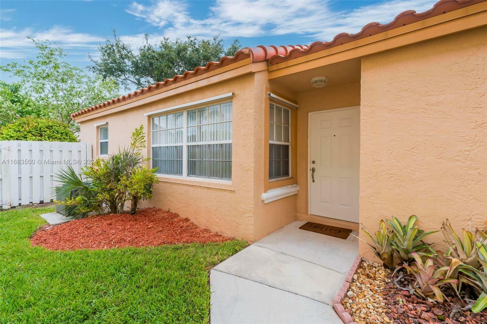 Property Photo:  15680 NW 14th Ct  FL 33028 