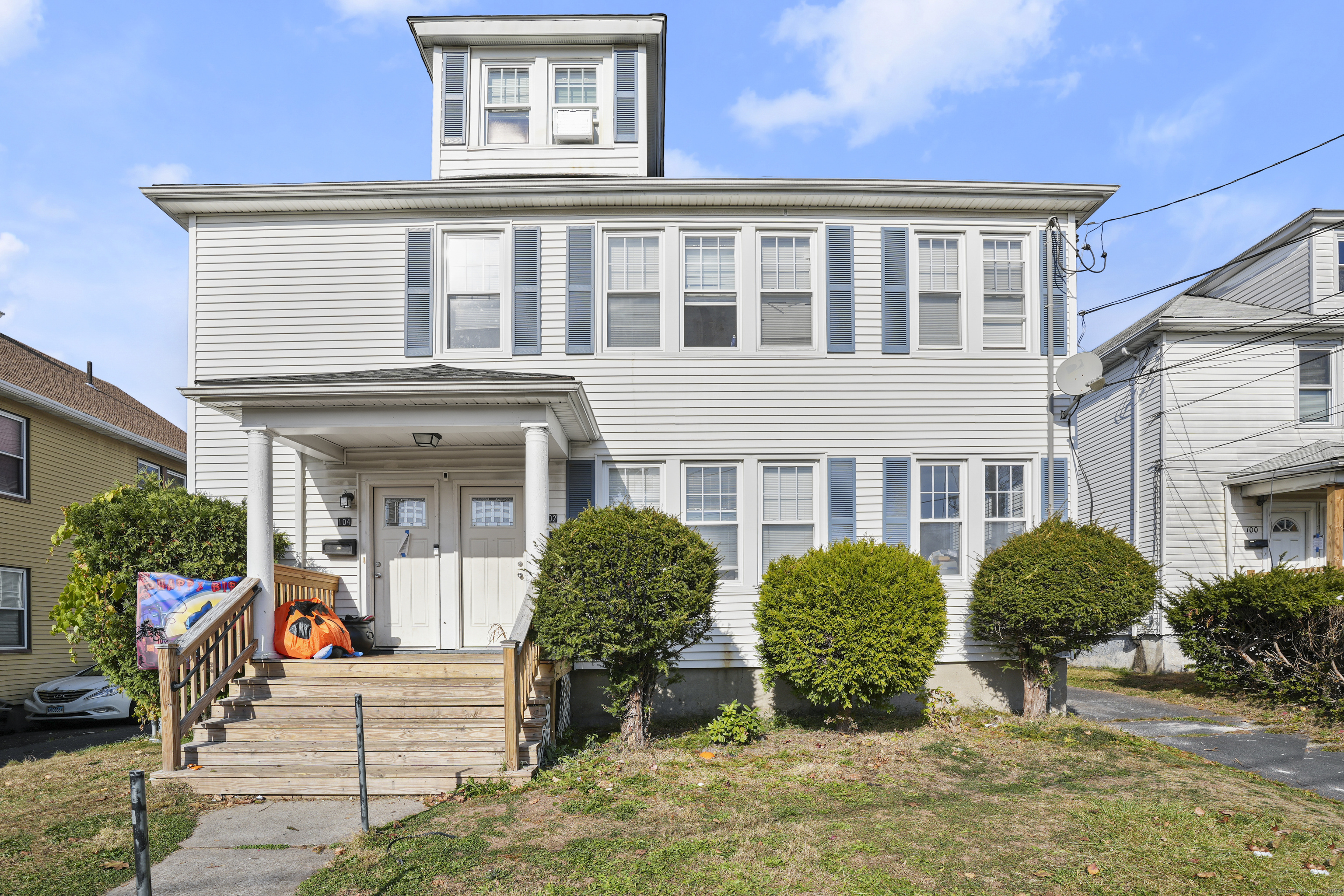 Property Photo: 102 Thomaston Street CT 06112