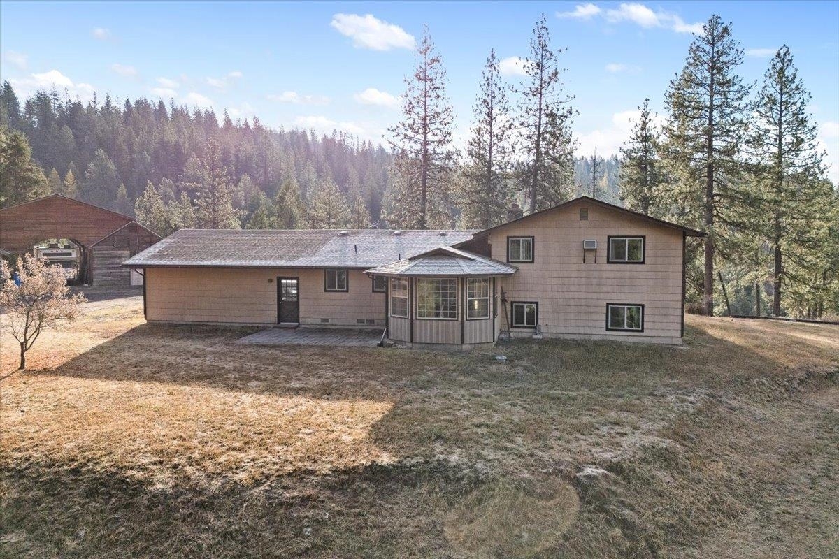 Property Photo:  15807 E Scribner Rd  WA 99217 