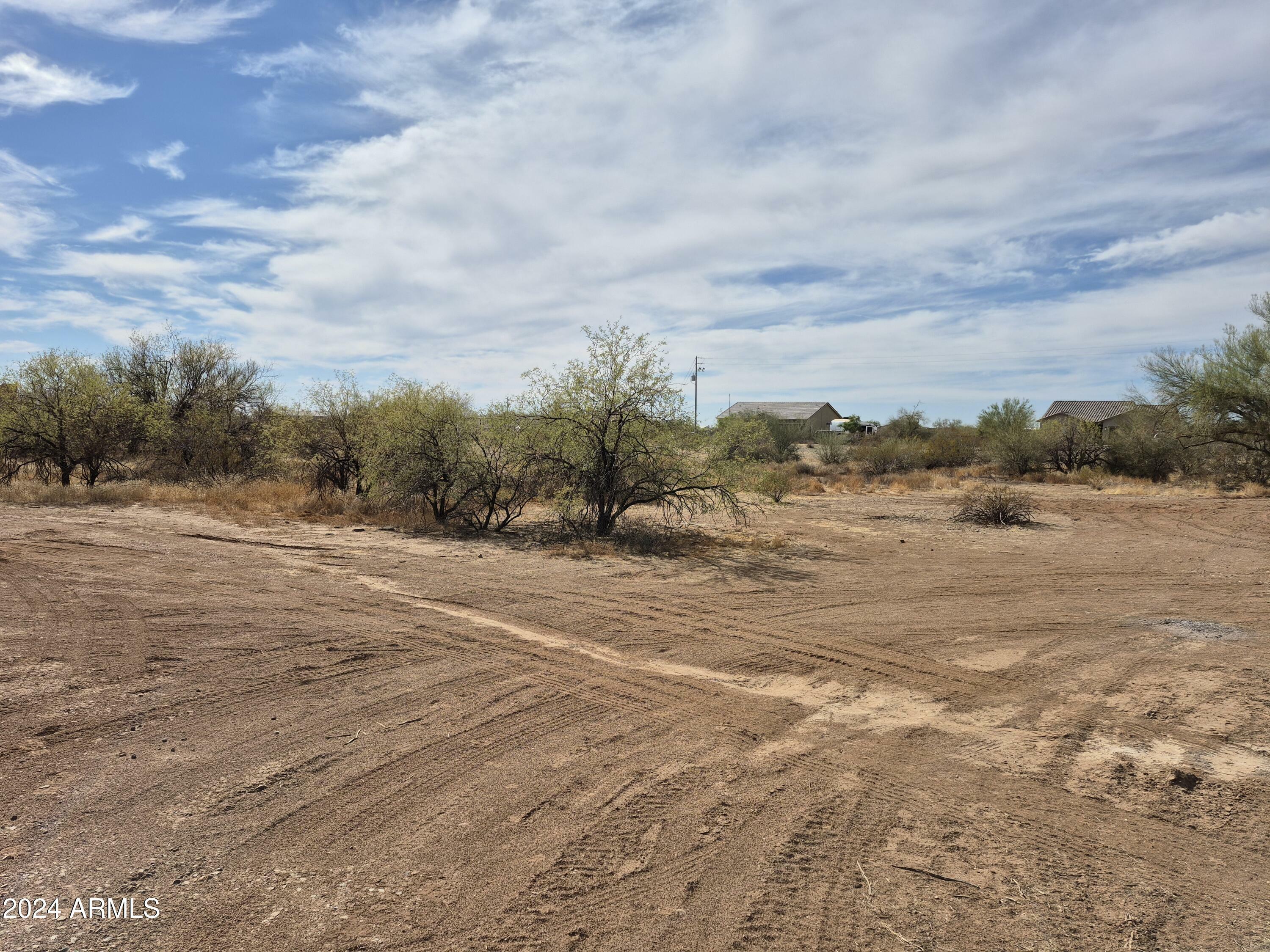 Property Photo:  32425 N 224th Drive -  AZ 85361 