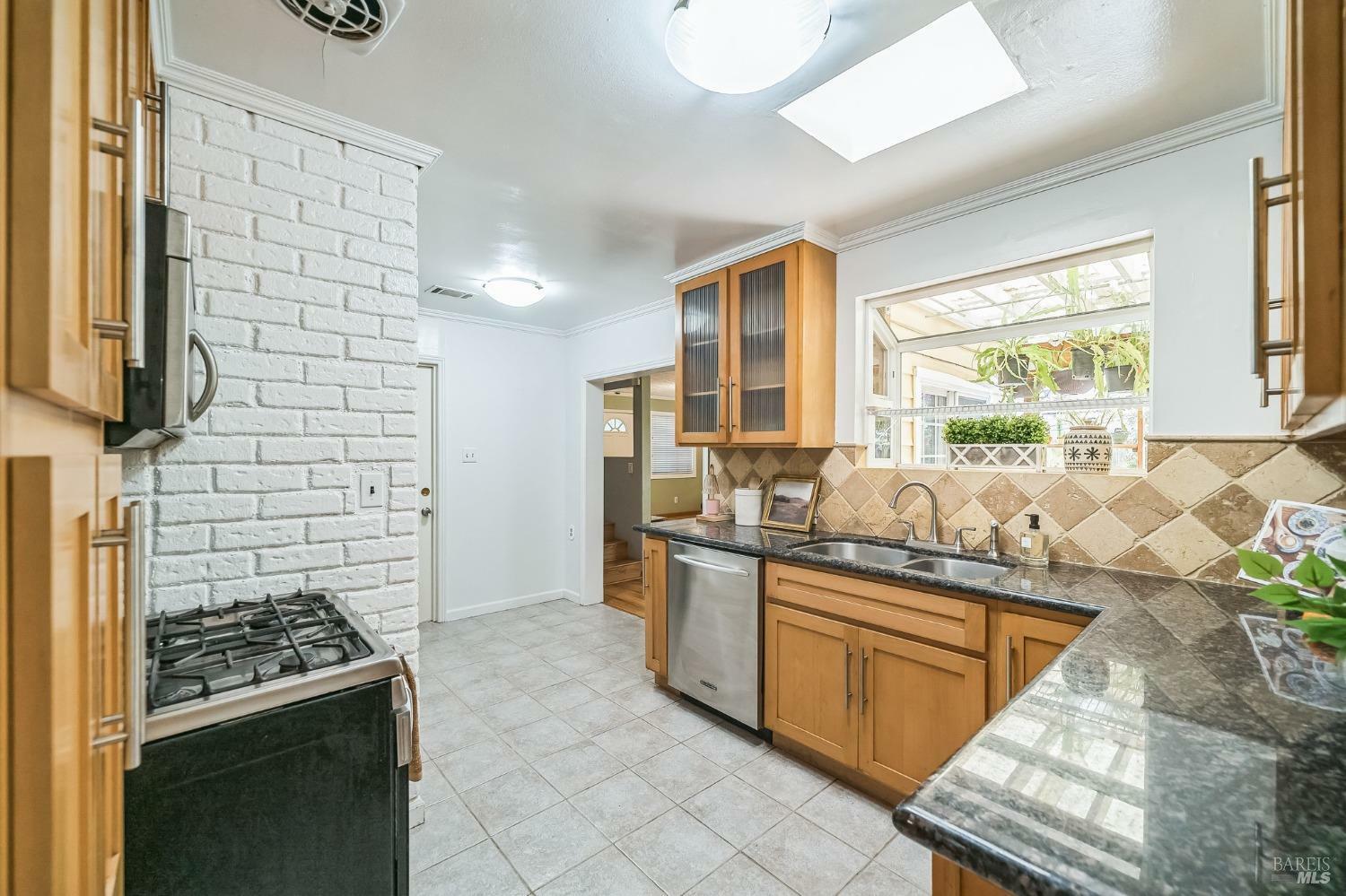 Property Photo:  533 Buss Avenue  CA 94591 