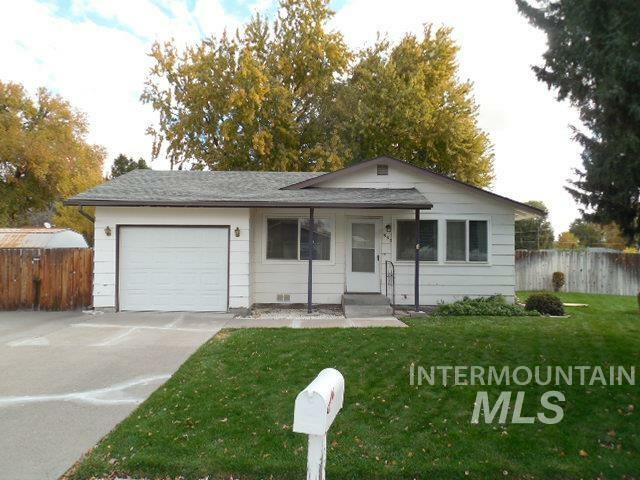 Property Photo: 590 Samarra Dr ID 83647