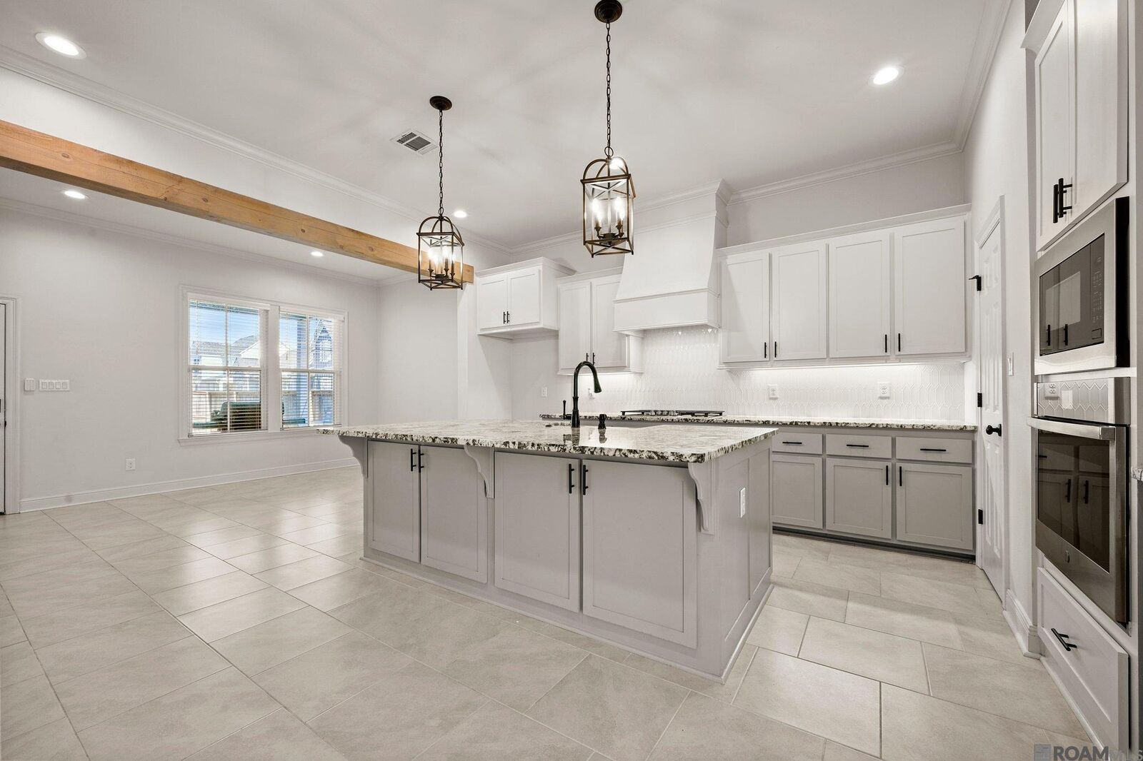 Property Photo: 1191 Madison Ct LA 70791