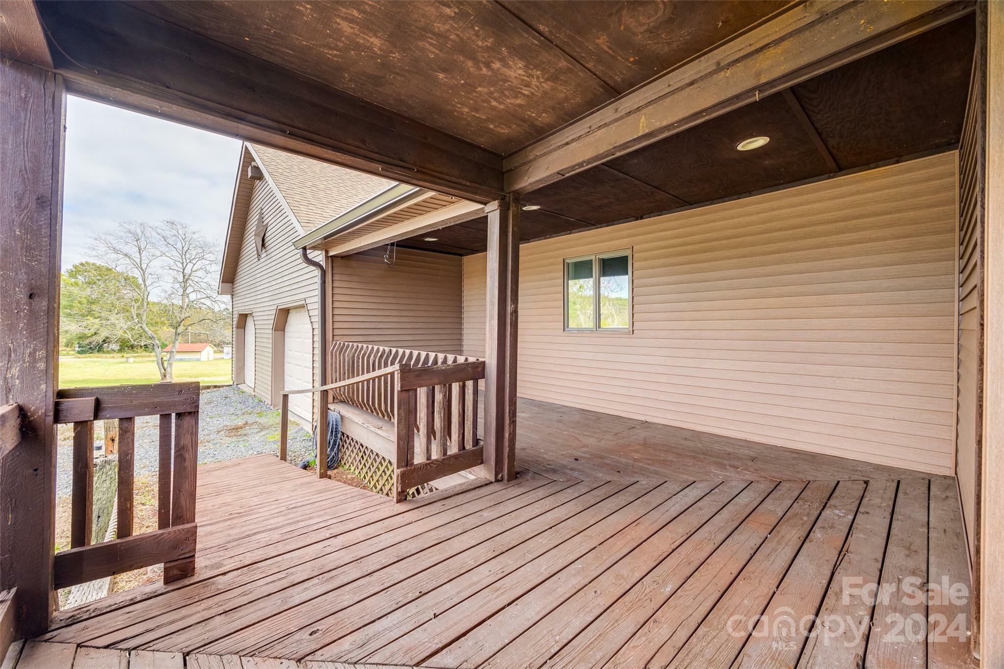 Property Photo:  6909 Dallas Cherryville Highway  NC 28016 