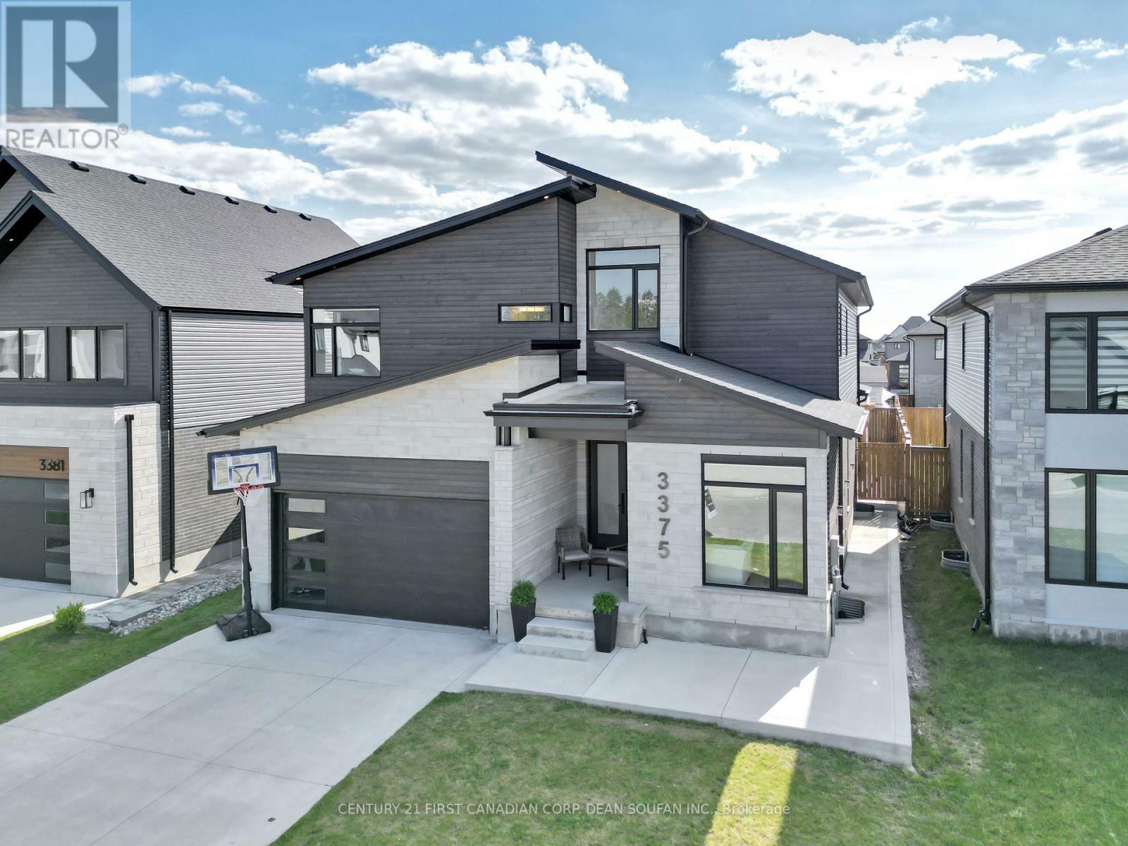 Property Photo:  3375 Brushland Crescent  ON N6P 0H2 