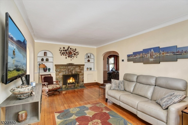 Property Photo:  1343 Central Ave  NJ 07090 