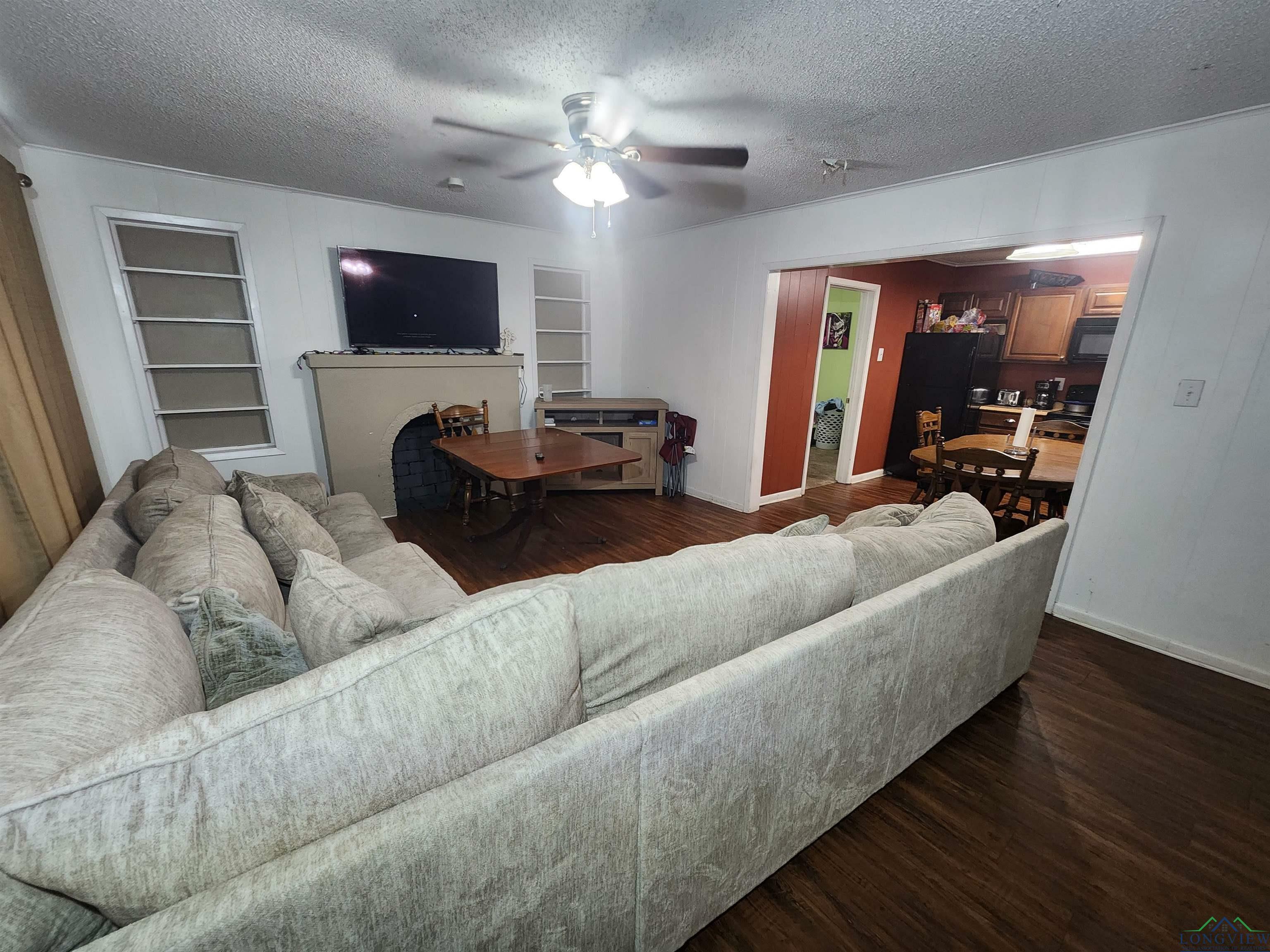 Property Photo:  2805 Victory Dr.  TX 75672 