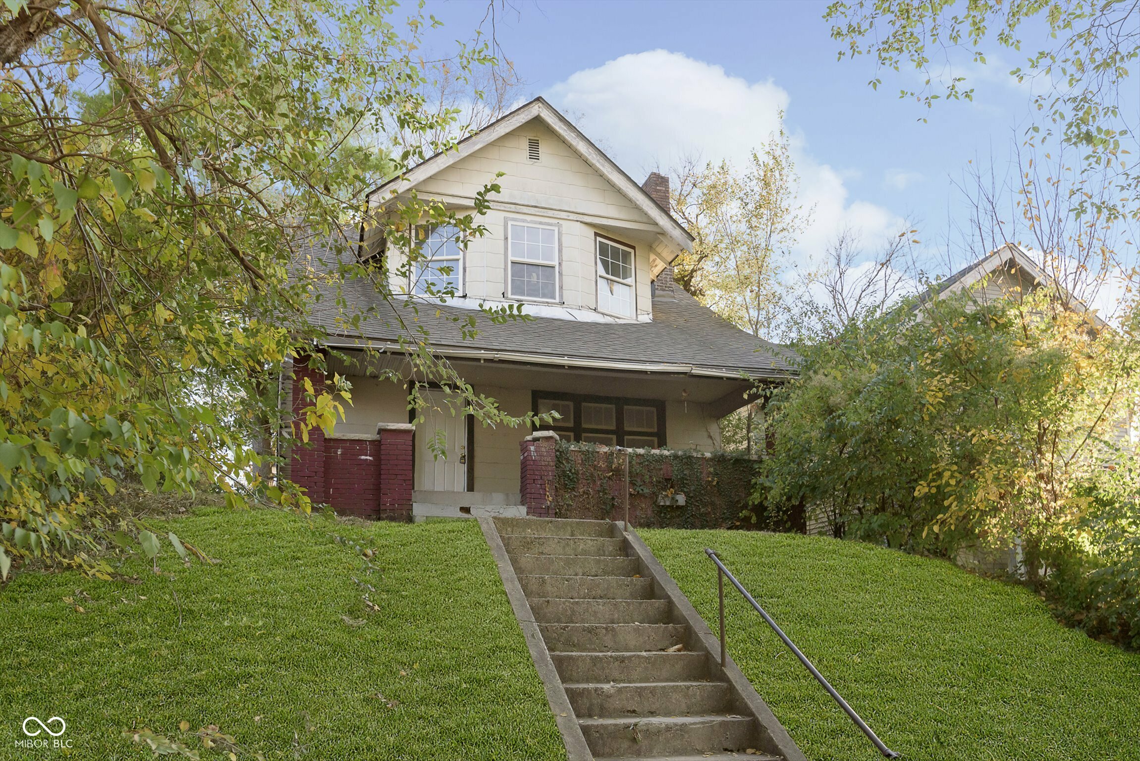 Property Photo:  1315 W 34th Street  IN 46208 