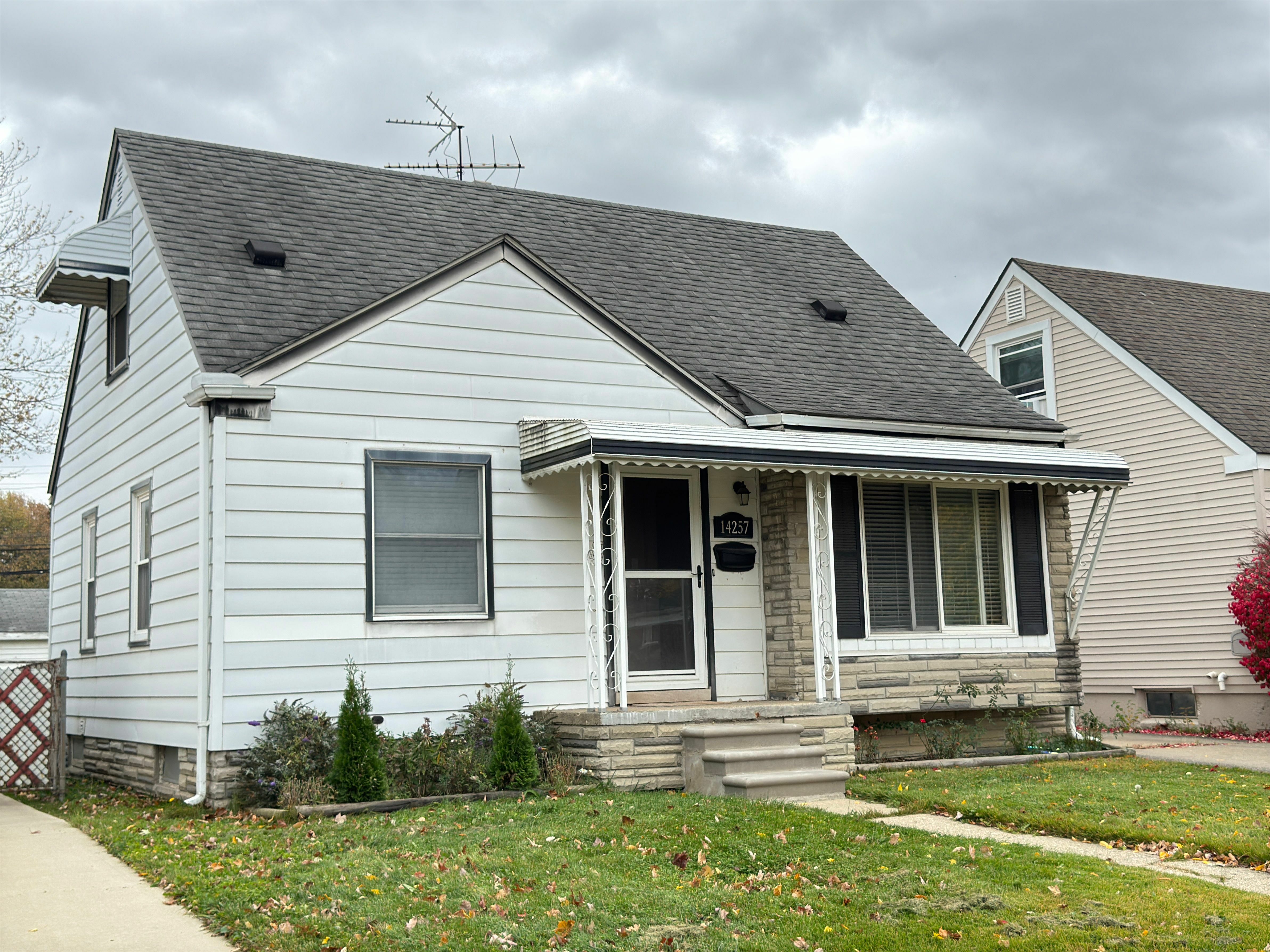 Property Photo:  14257 Mulberry Street  MI 48195 2588 