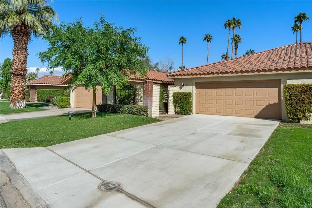 Property Photo:  206 Seville Circle  CA 92260 