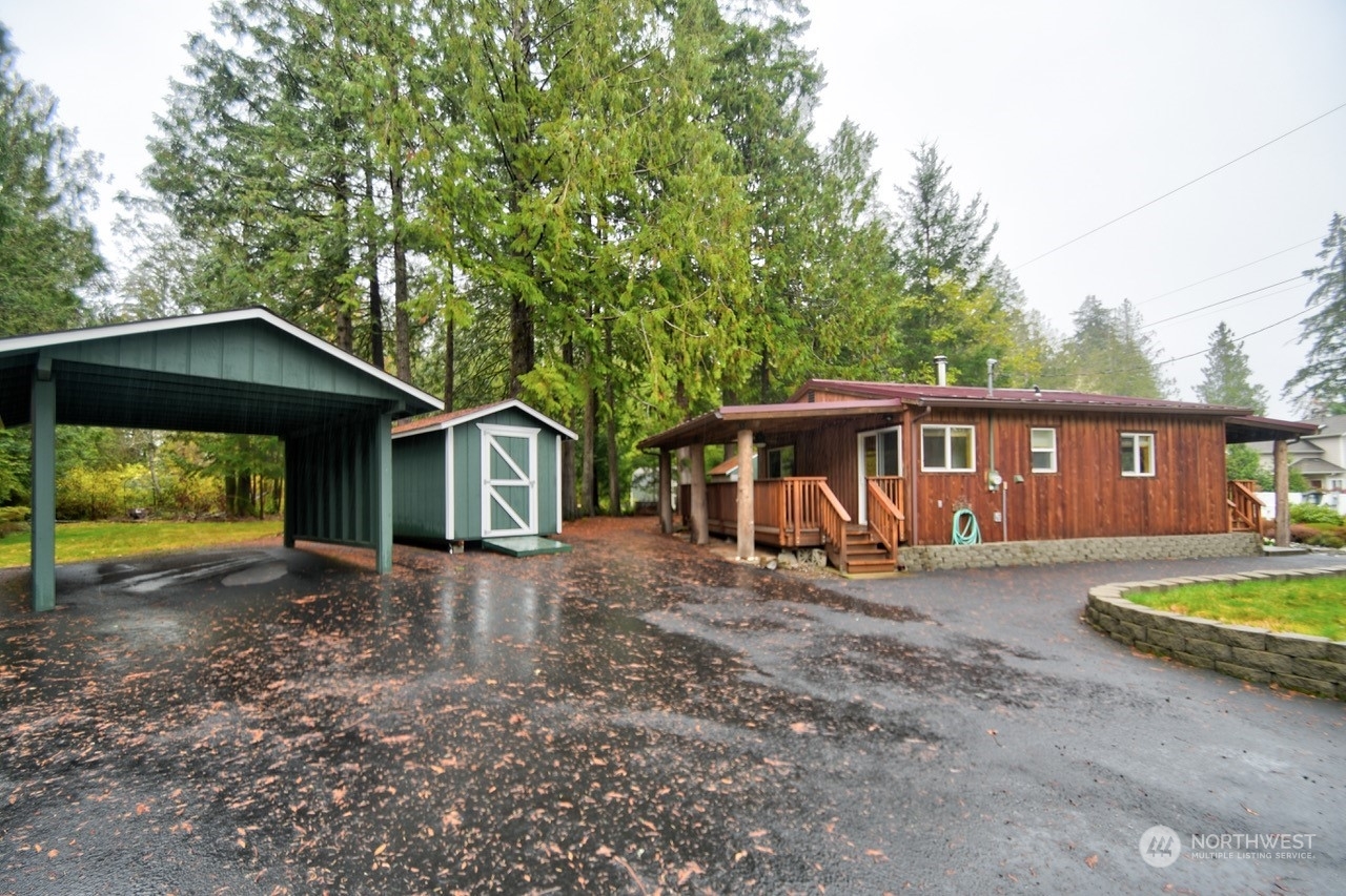 Property Photo:  460 SE Totten Shores Drive  WA 98584 