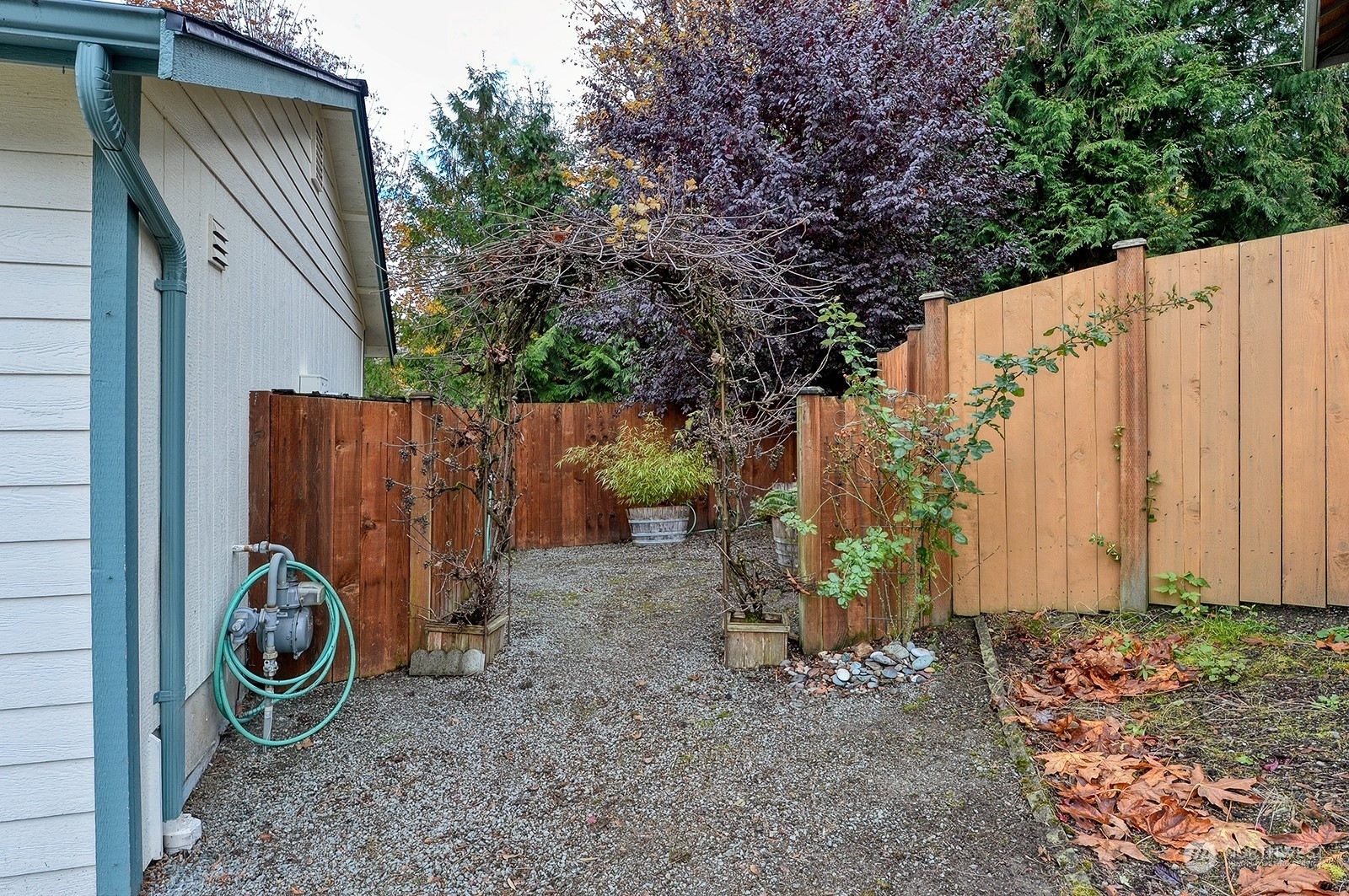 Property Photo:  1120 N 12th Place  WA 98273 