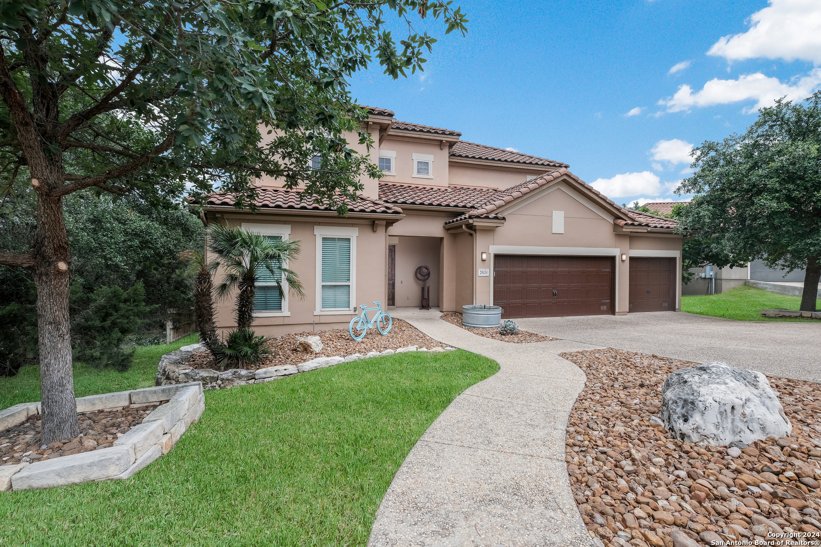 Property Photo:  25131 Estancia Circle  TX 78260 