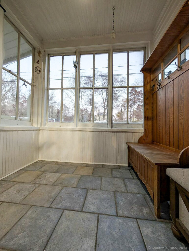 Property Photo:  71 Hungry Hill Road  CT 06377 