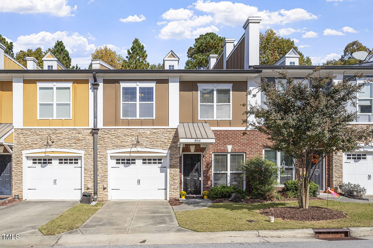 Property Photo:  856 Queen City Crescent  NC 27523 