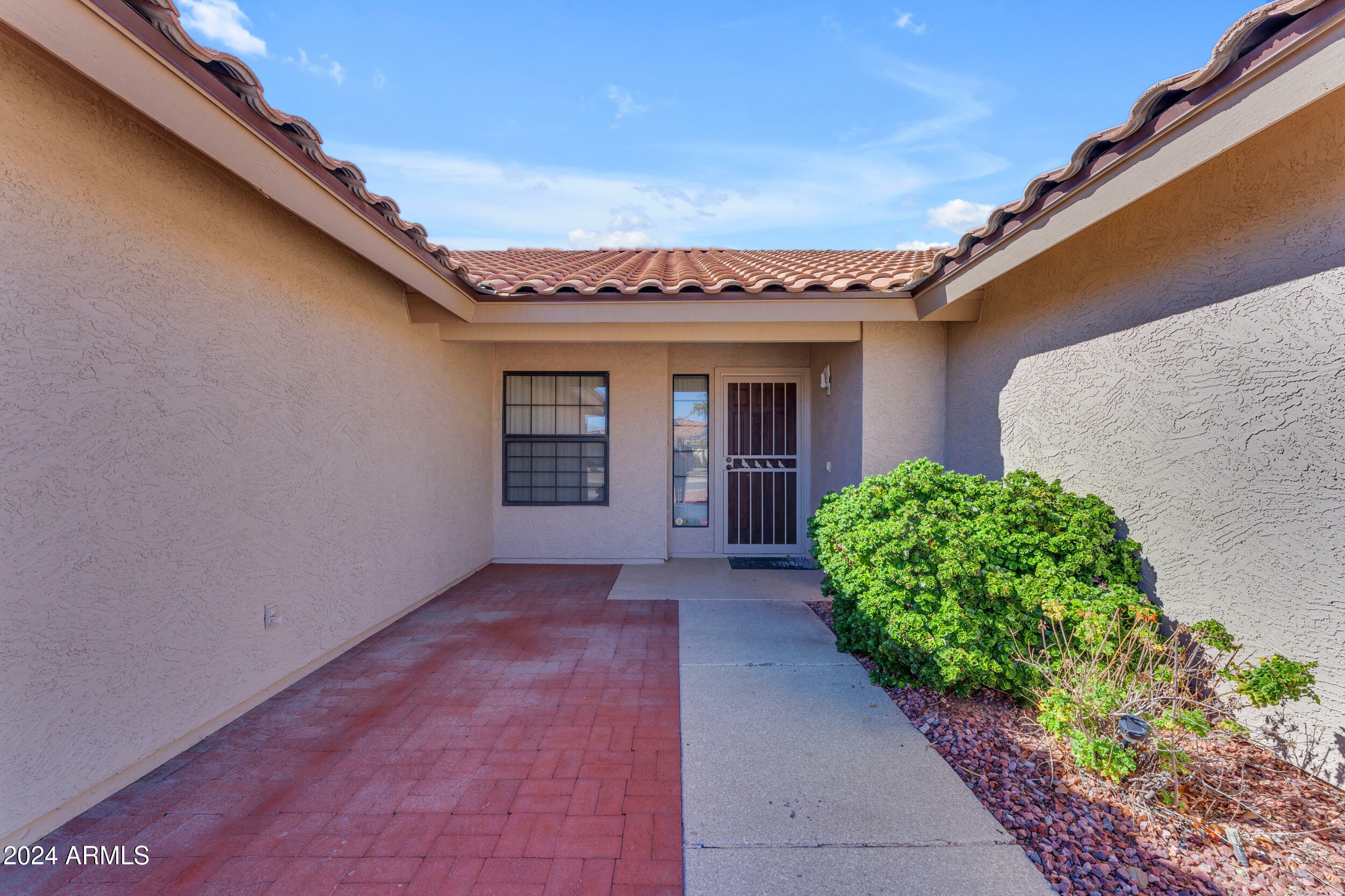 Property Photo:  9289 W Escuda Drive  AZ 85382 