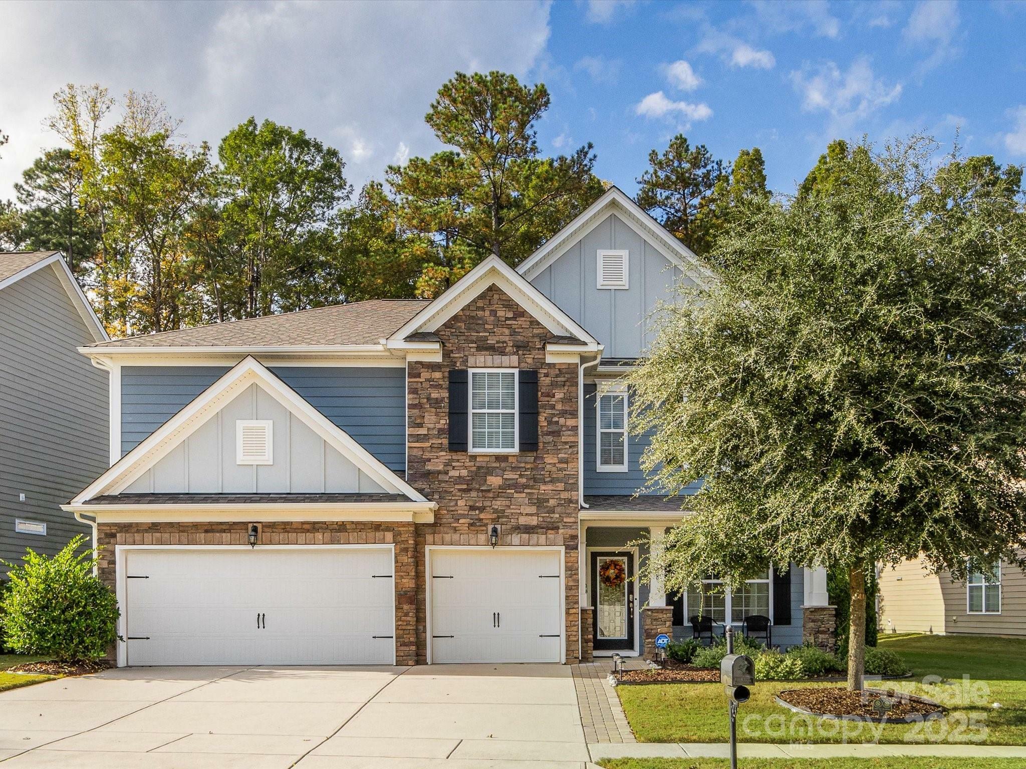 Property Photo:  1838 Larkspur Way  SC 29708 