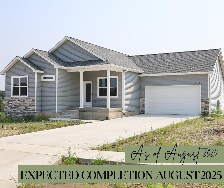 Property Photo:  1219 Stone Lane  IA 50677 