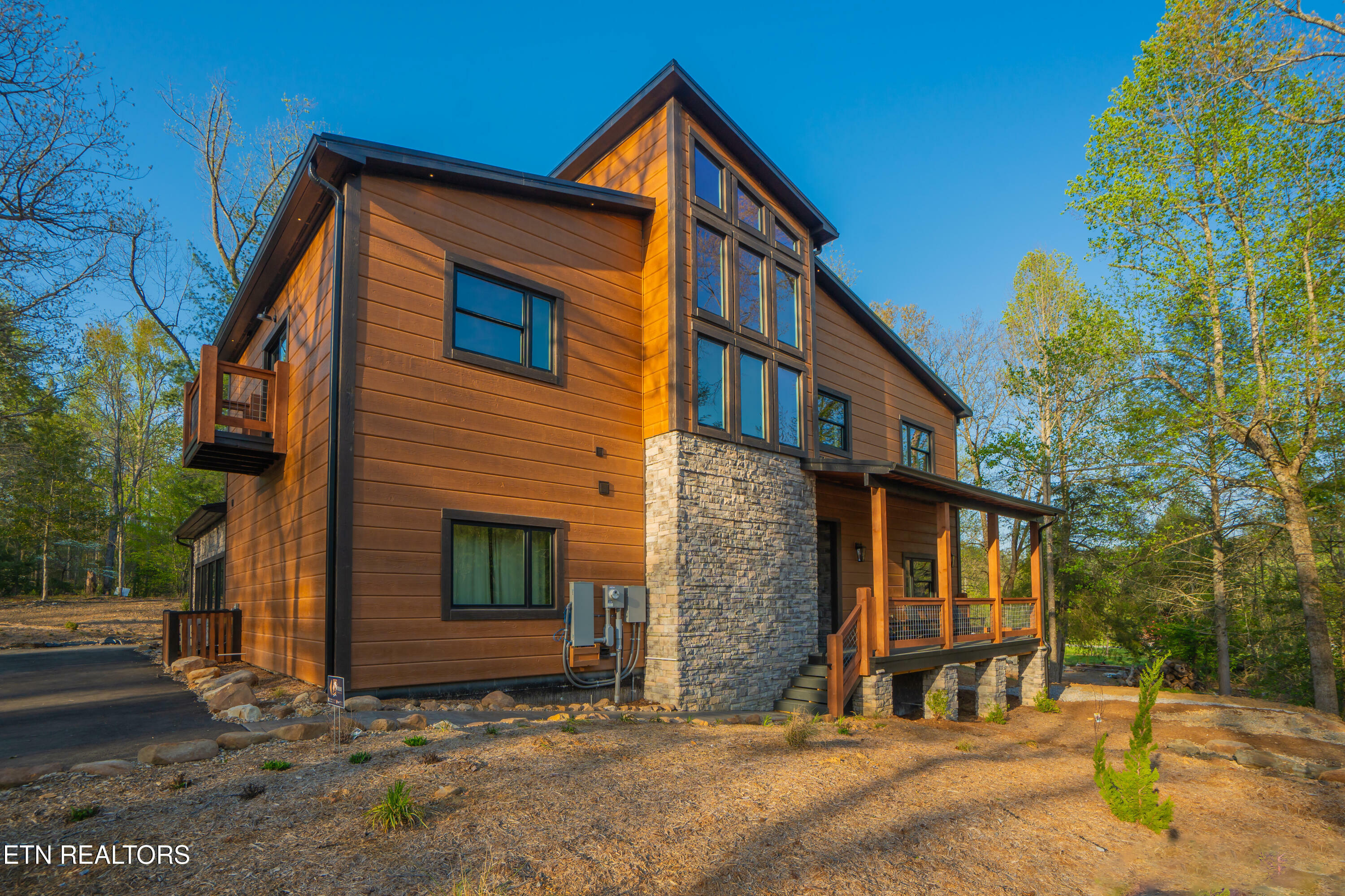 Property Photo: 2215 Sawmill Cove Drive TN 37862