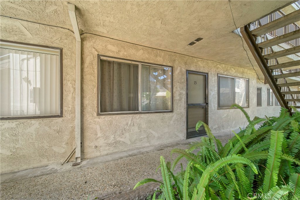 Property Photo:  7000 S La Cienega Boulevard 13  CA 90302 