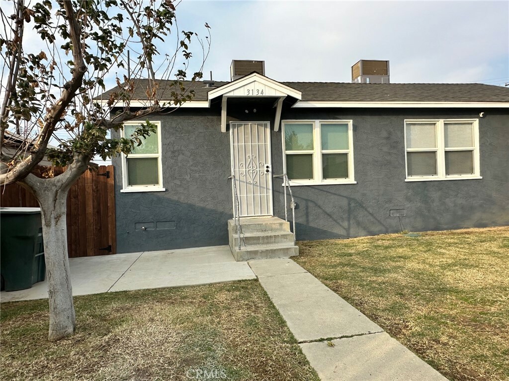 Property Photo:  3134 Monterey Street  CA 93306 