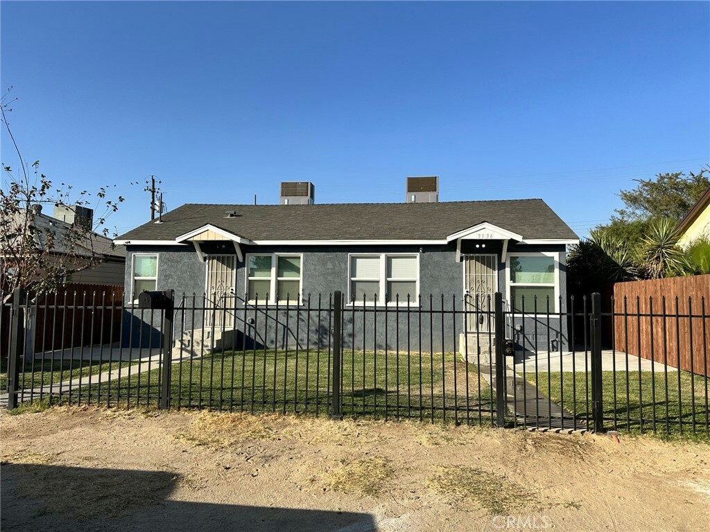 Property Photo:  3136 Monterey Street  CA 93306 