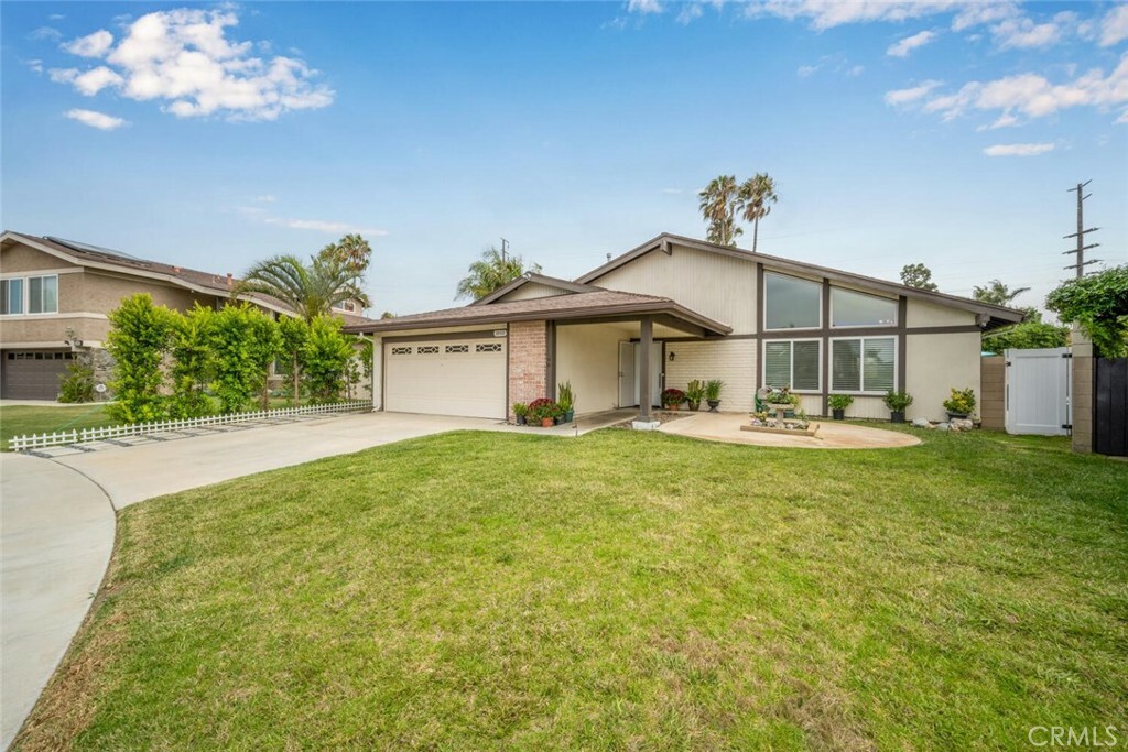 Property Photo:  20462 Running Springs Lane  CA 92646 