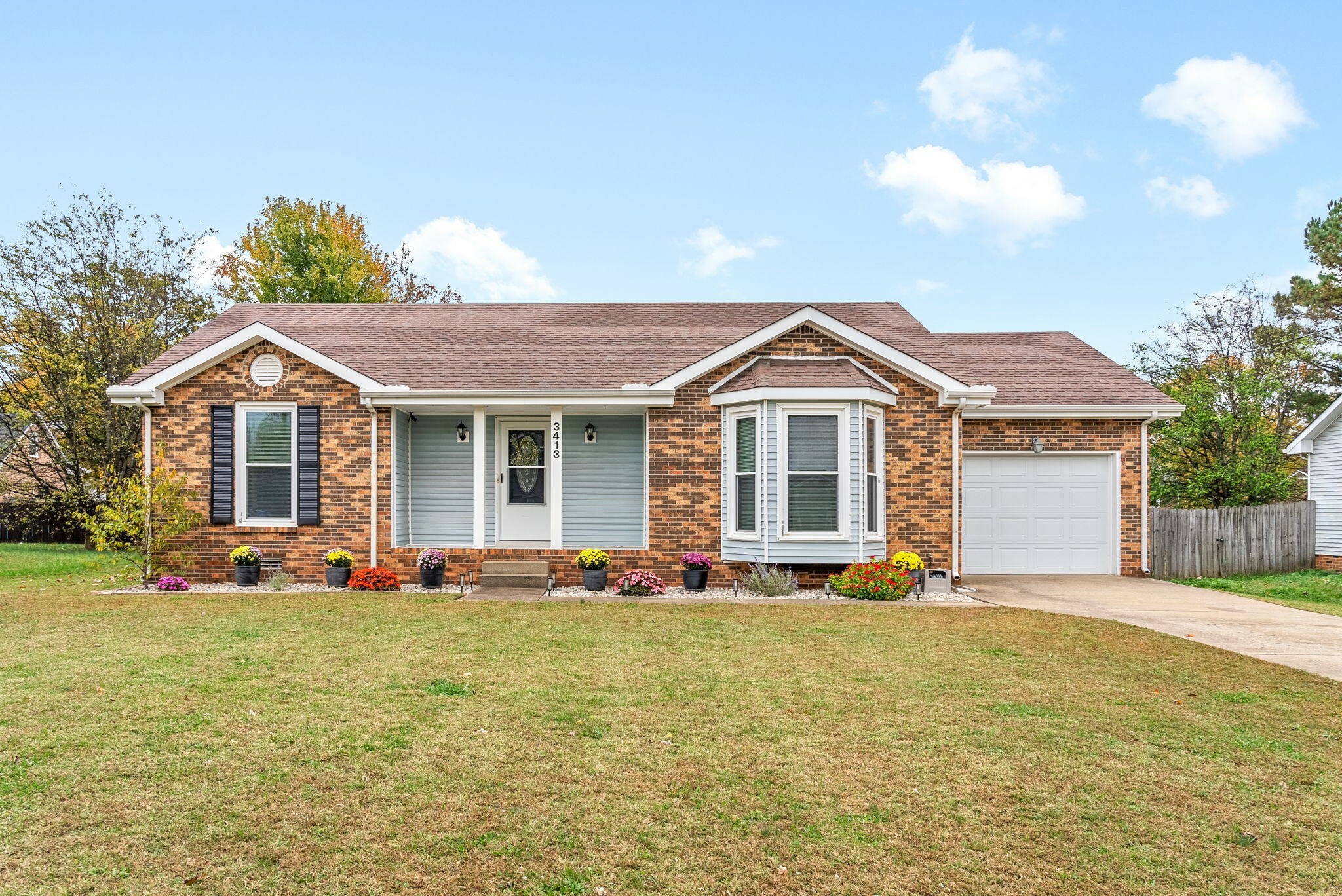 3413 Oak Park Dr  Clarksville TN 37042 photo