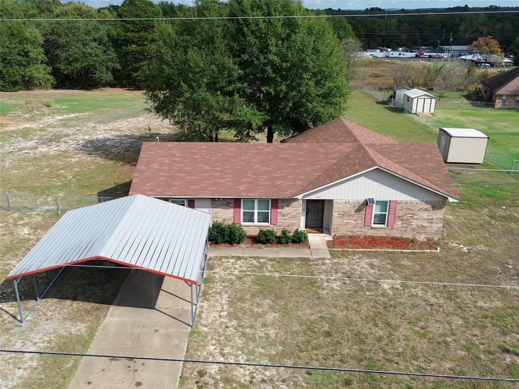 Property Photo:  430 County Road 2220  TX 75773 