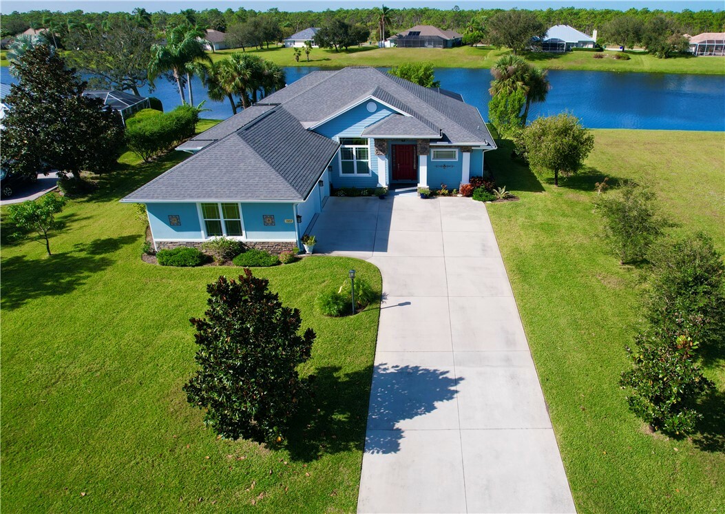 1557 Eagles Circle  Sebastian FL 32958 photo