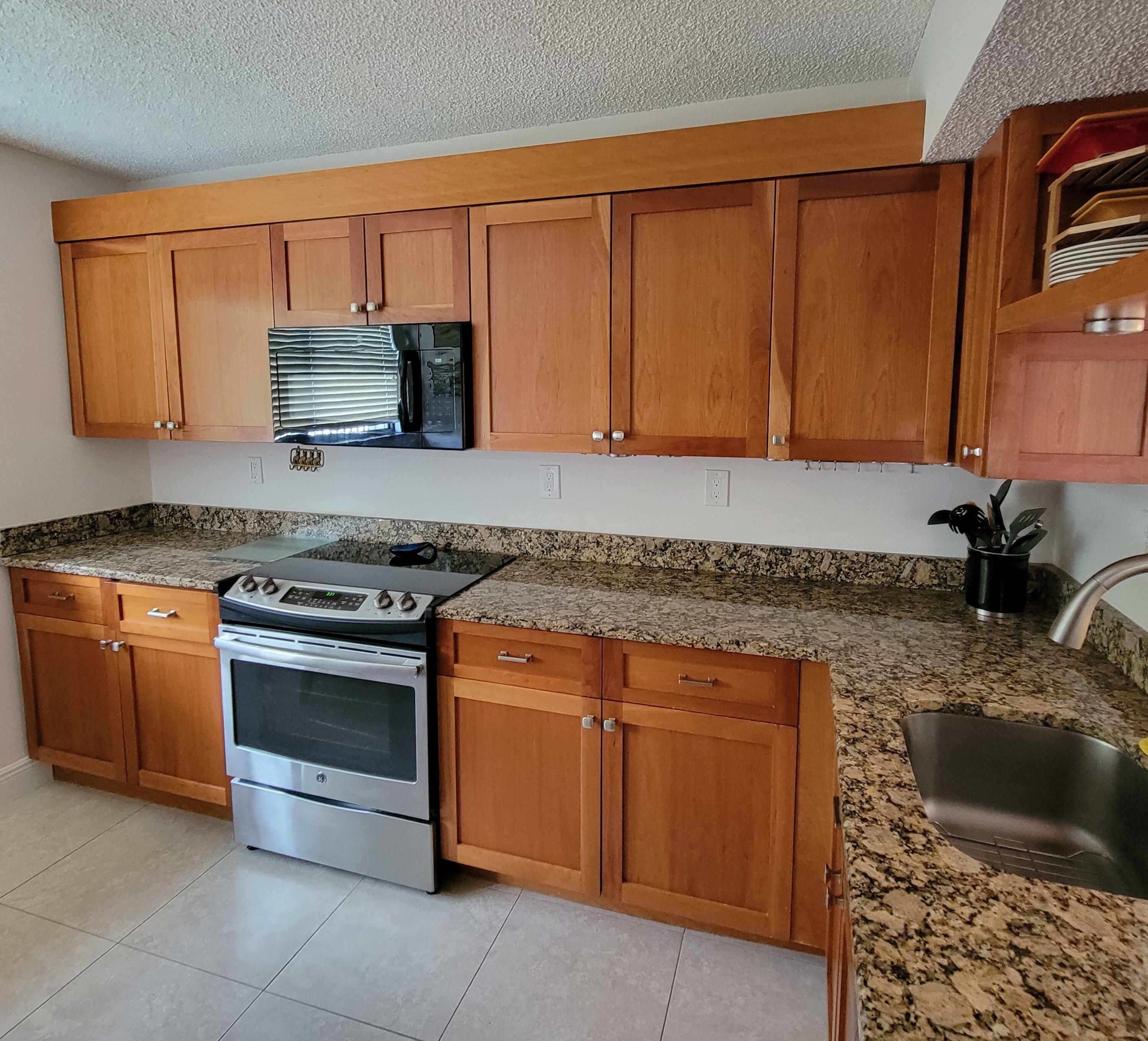 Property Photo:  15450 Pembridge Avenue E-183  FL 33484 