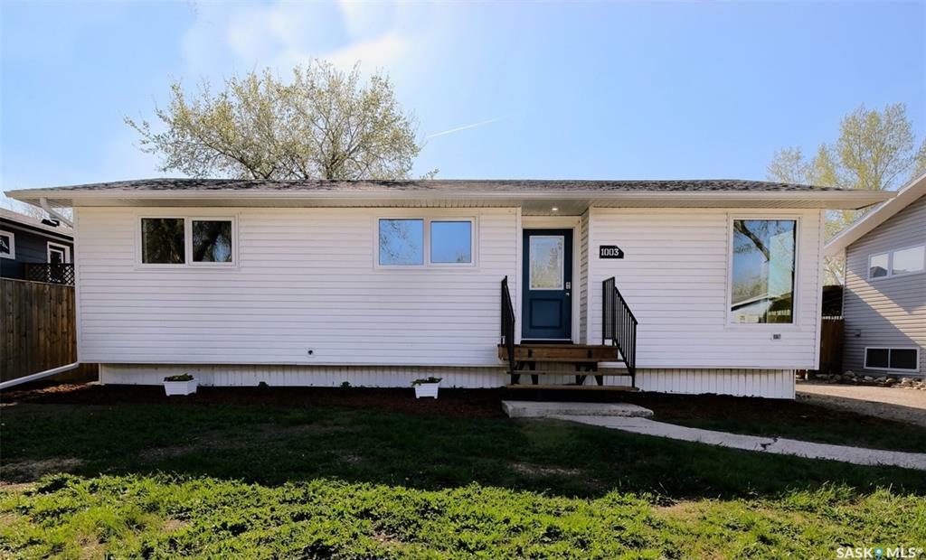 1003 Thrasher Street  Rosetown SK S0L 2V0 photo