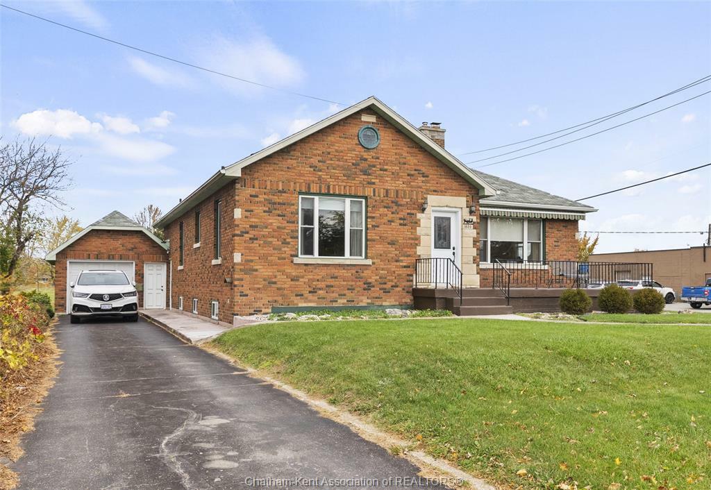 Property Photo:  1620 Dufferin Avenue  ON N8A 2X2 