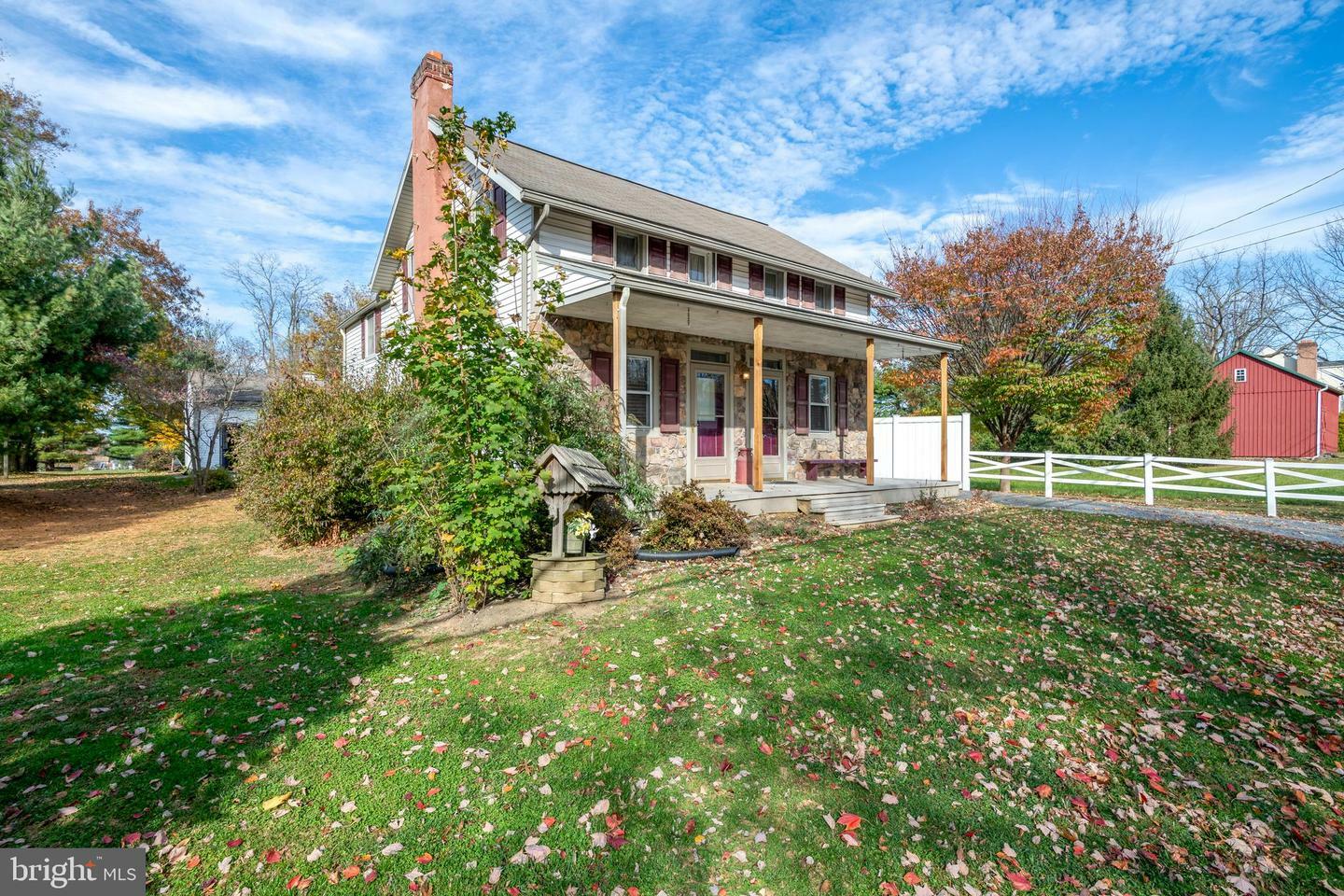 Property Photo:  169 Walnut Hill Road  PA 17551 