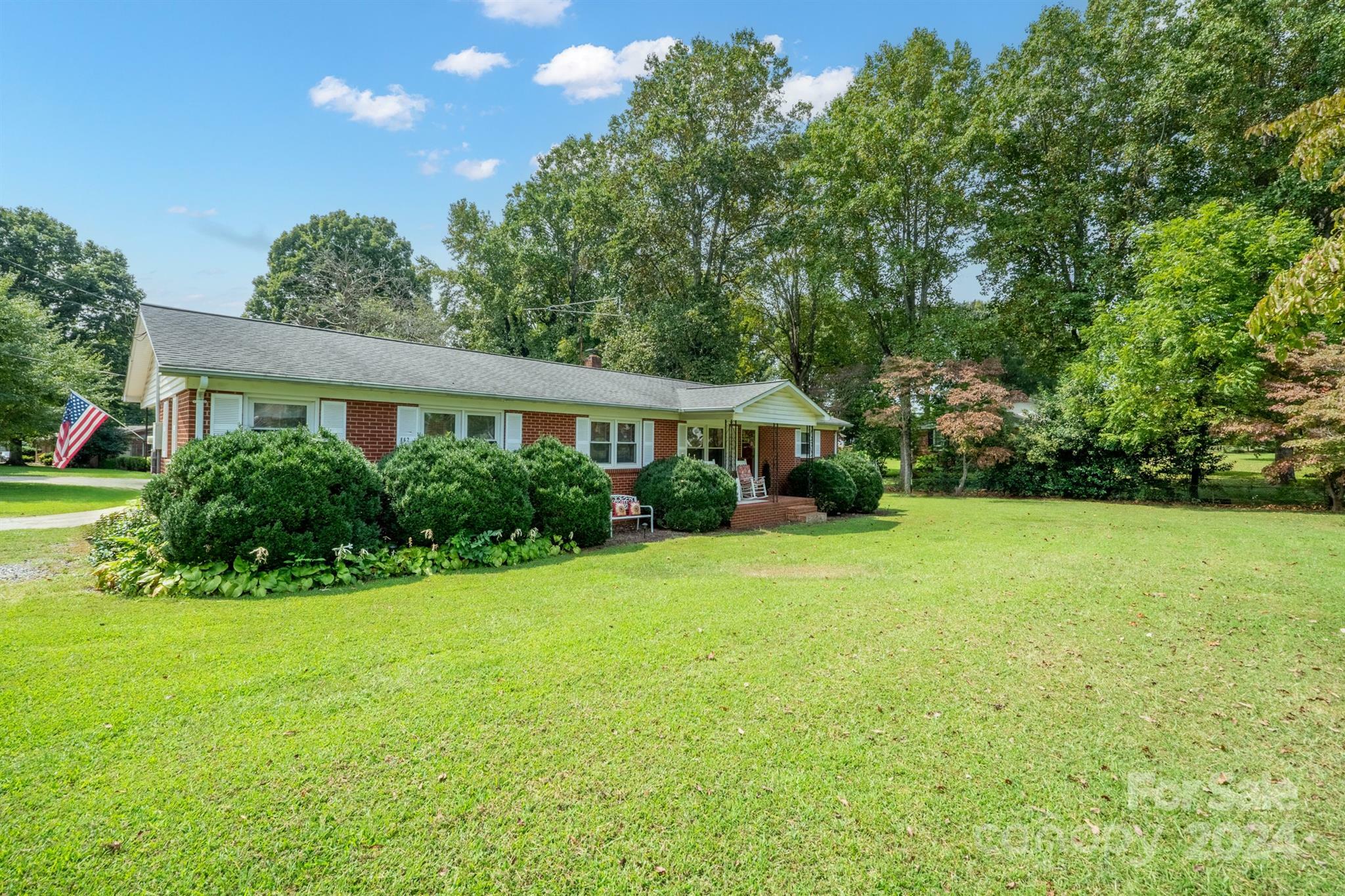 Property Photo:  862 Salem Church Road  NC 28092 