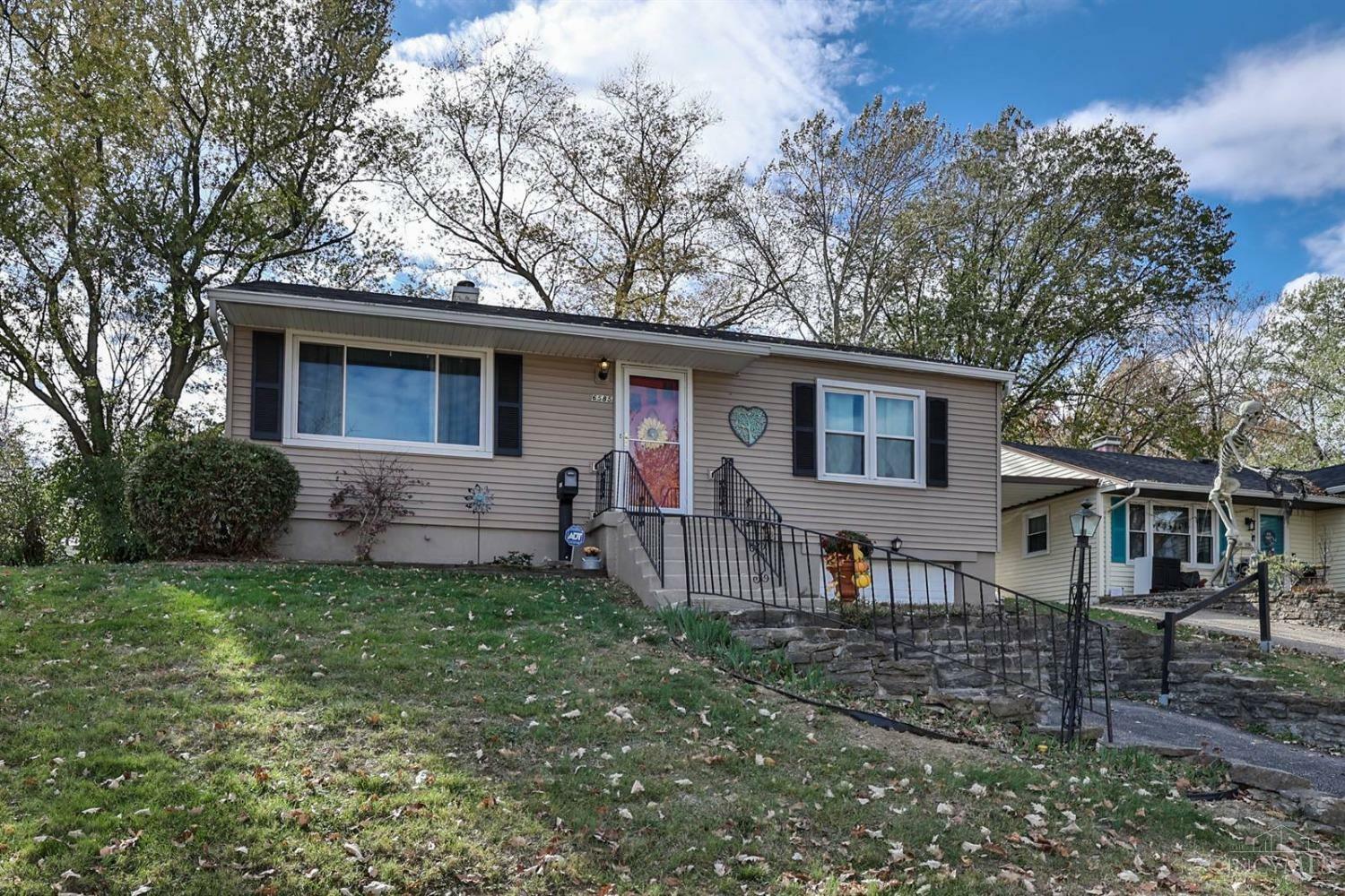 6585 Rainbow Lane  Cincinnati OH 45230 photo