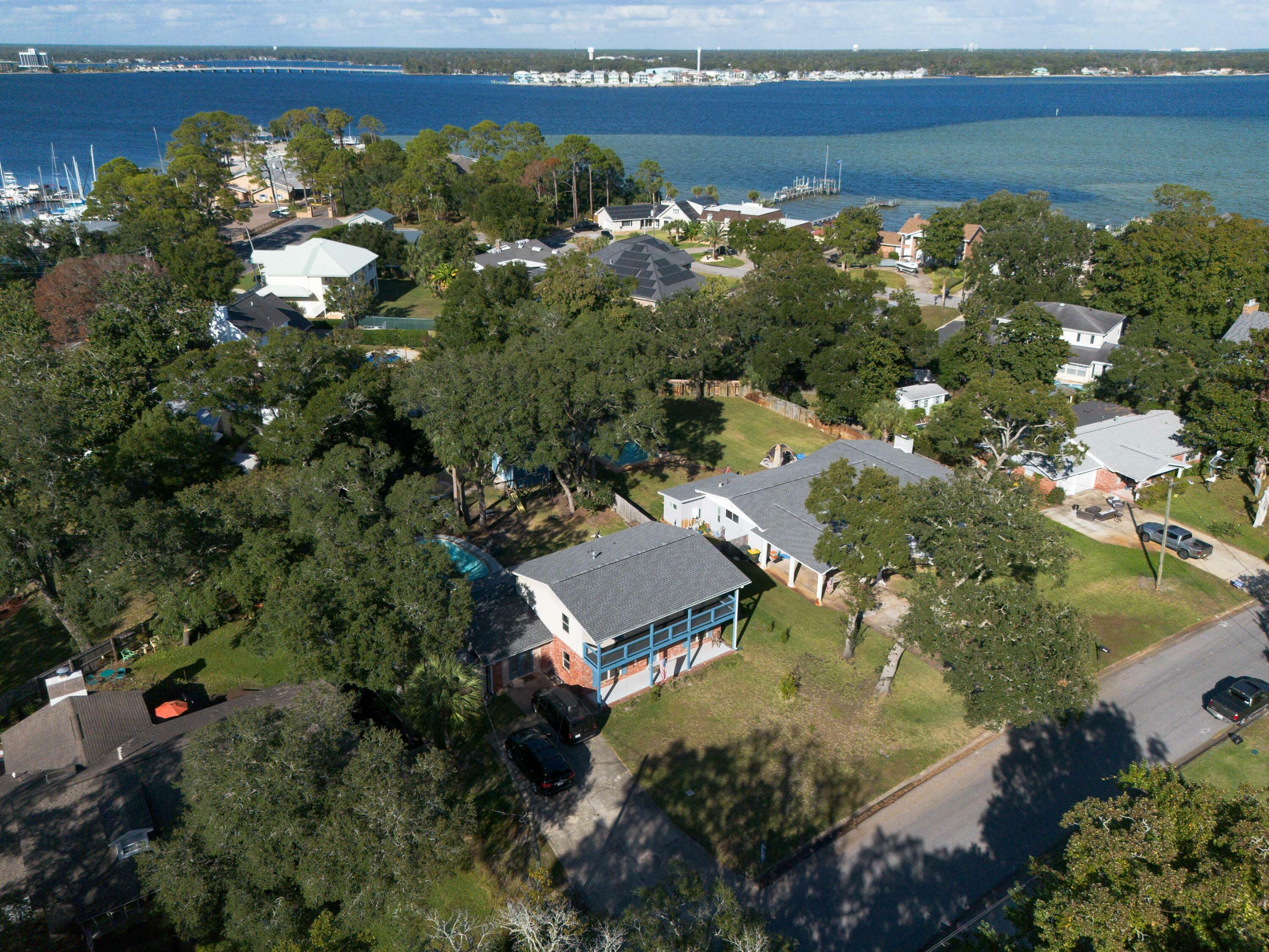 Property Photo:  327 NE Yacht Club Drive  FL 32548 