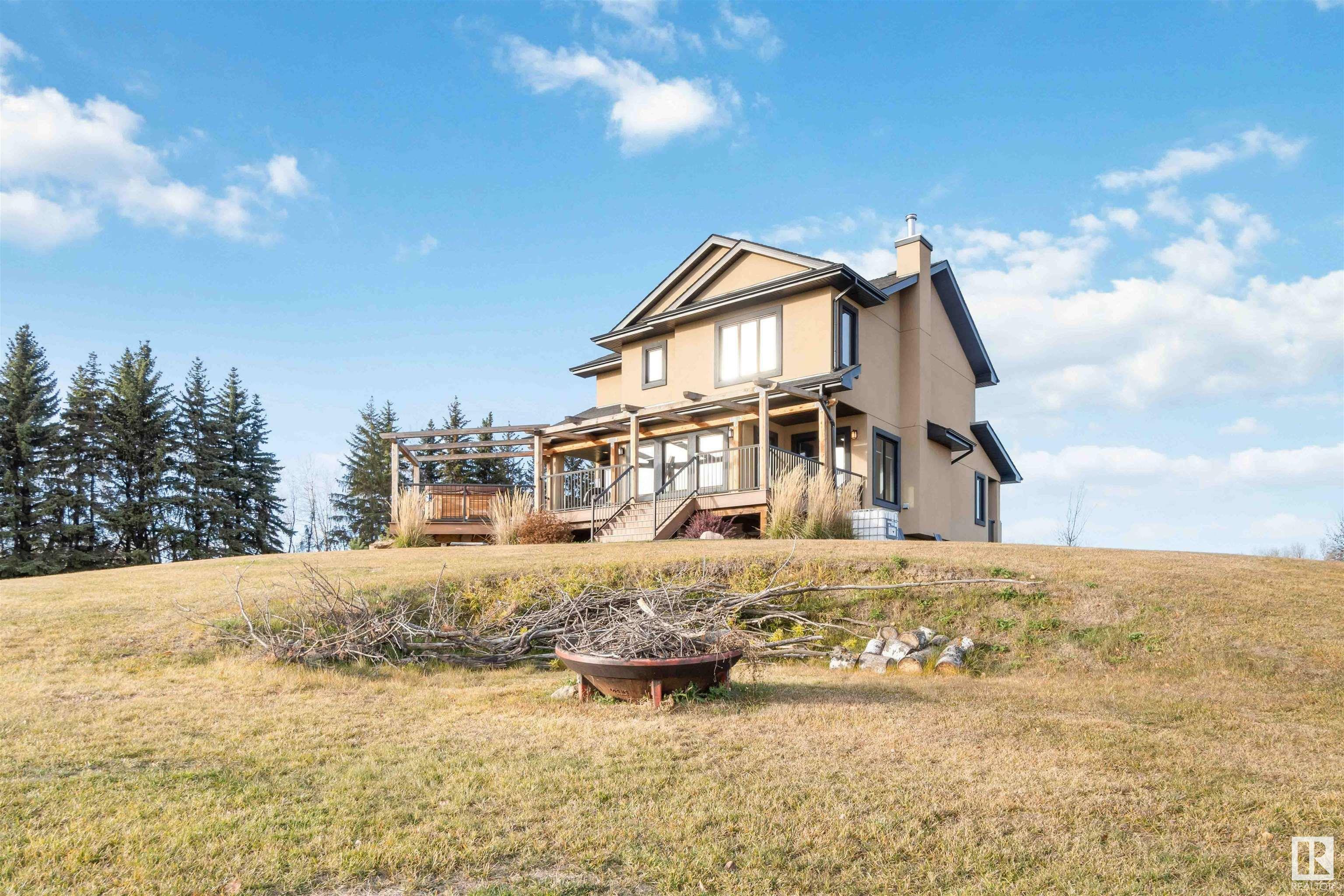 Property Photo:  1423 Twp Road 512  AB T7Y 2N8 