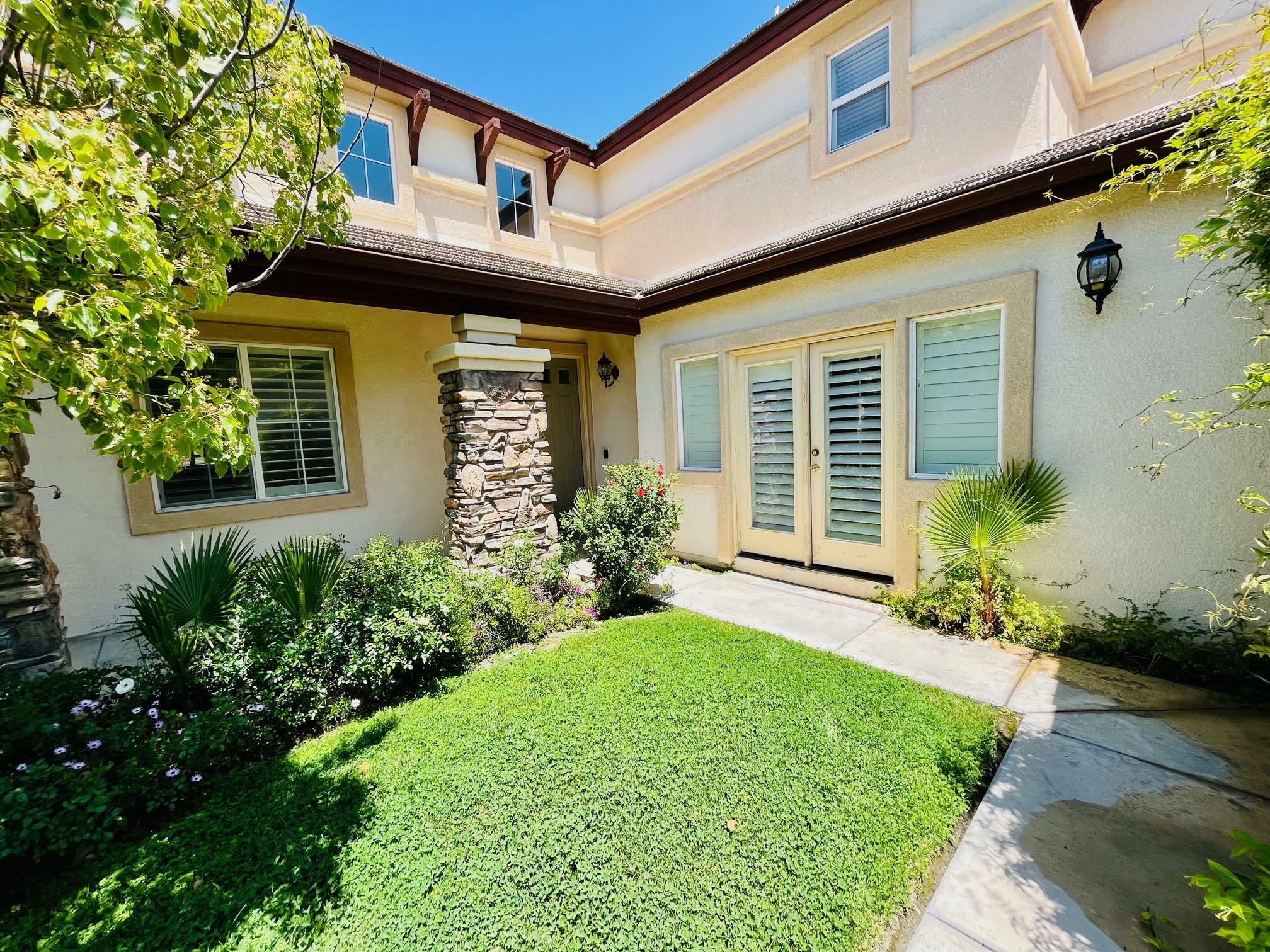 Property Photo:  26421 Partridge Drive  CA 91387 