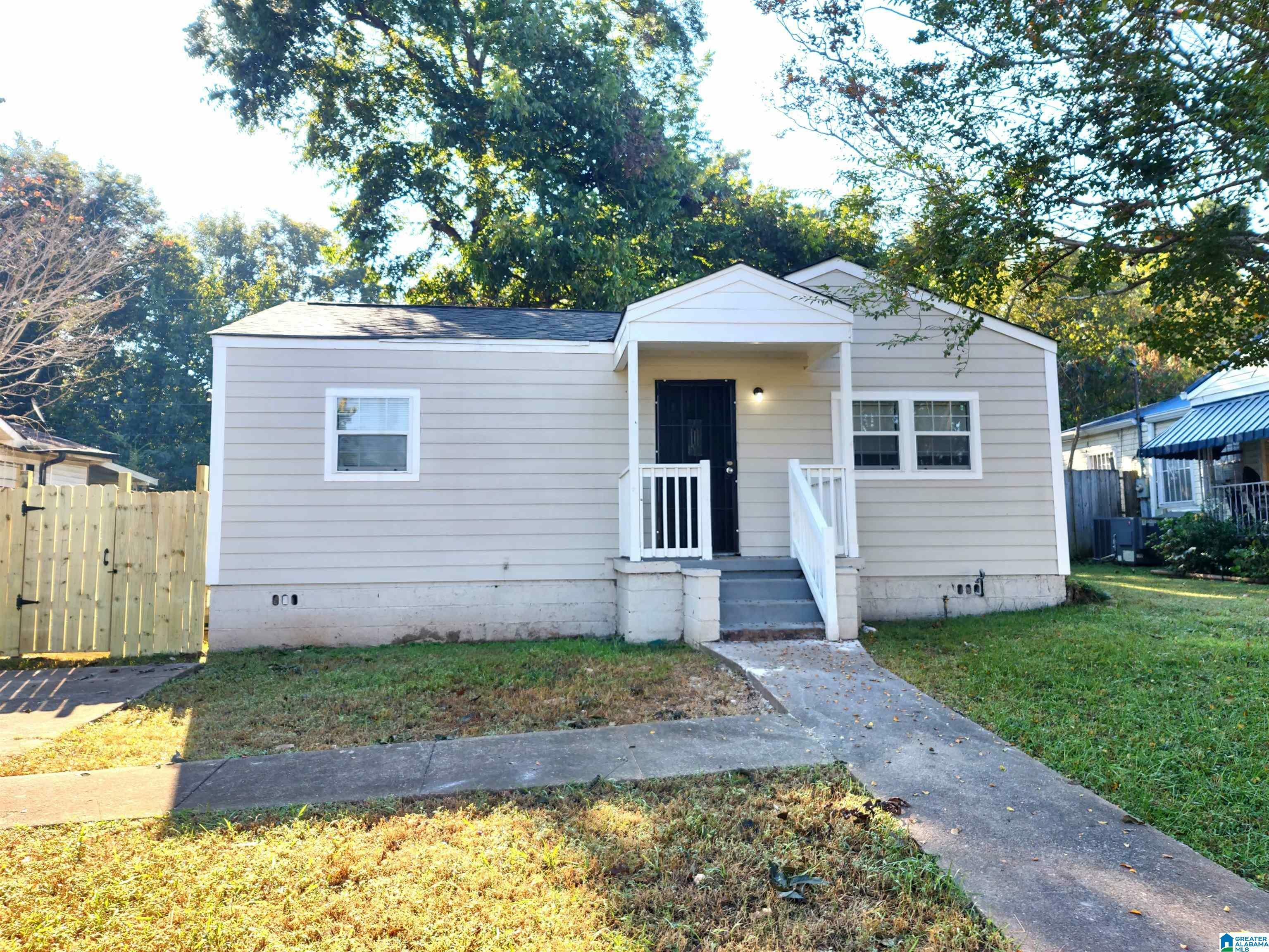 Property Photo: 4905 Hillman Drive AL 35221