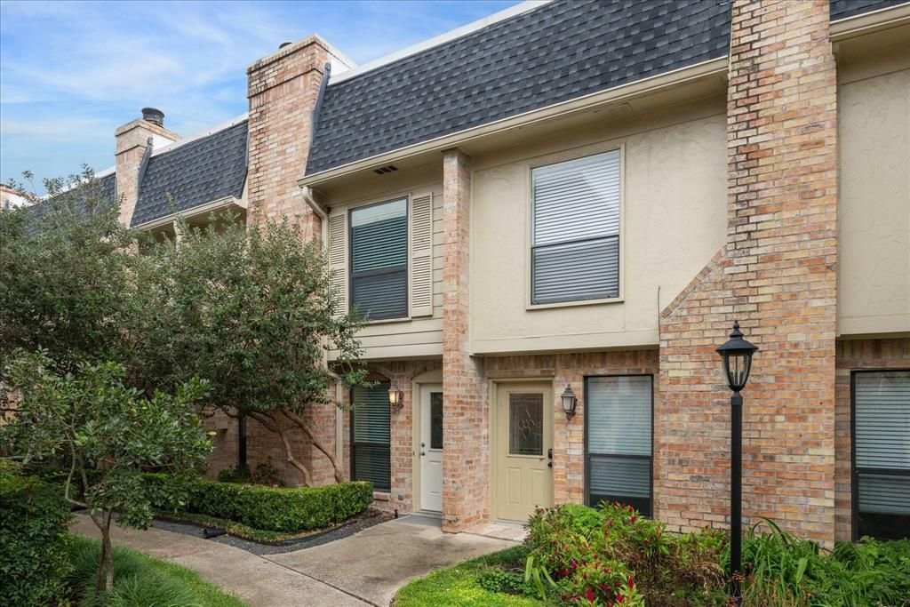 Property Photo:  1601 S Shepherd Drive 35  TX 77019 